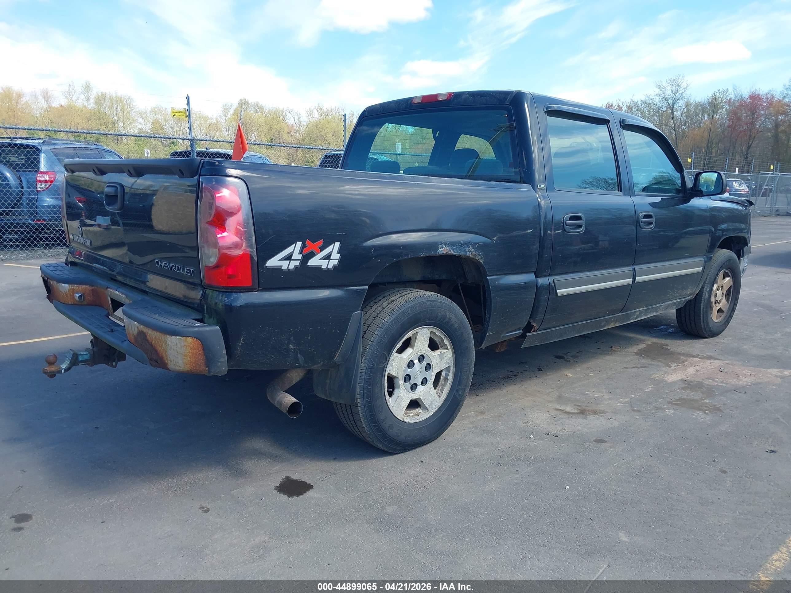 CHEVROLET SILVERADO image 4