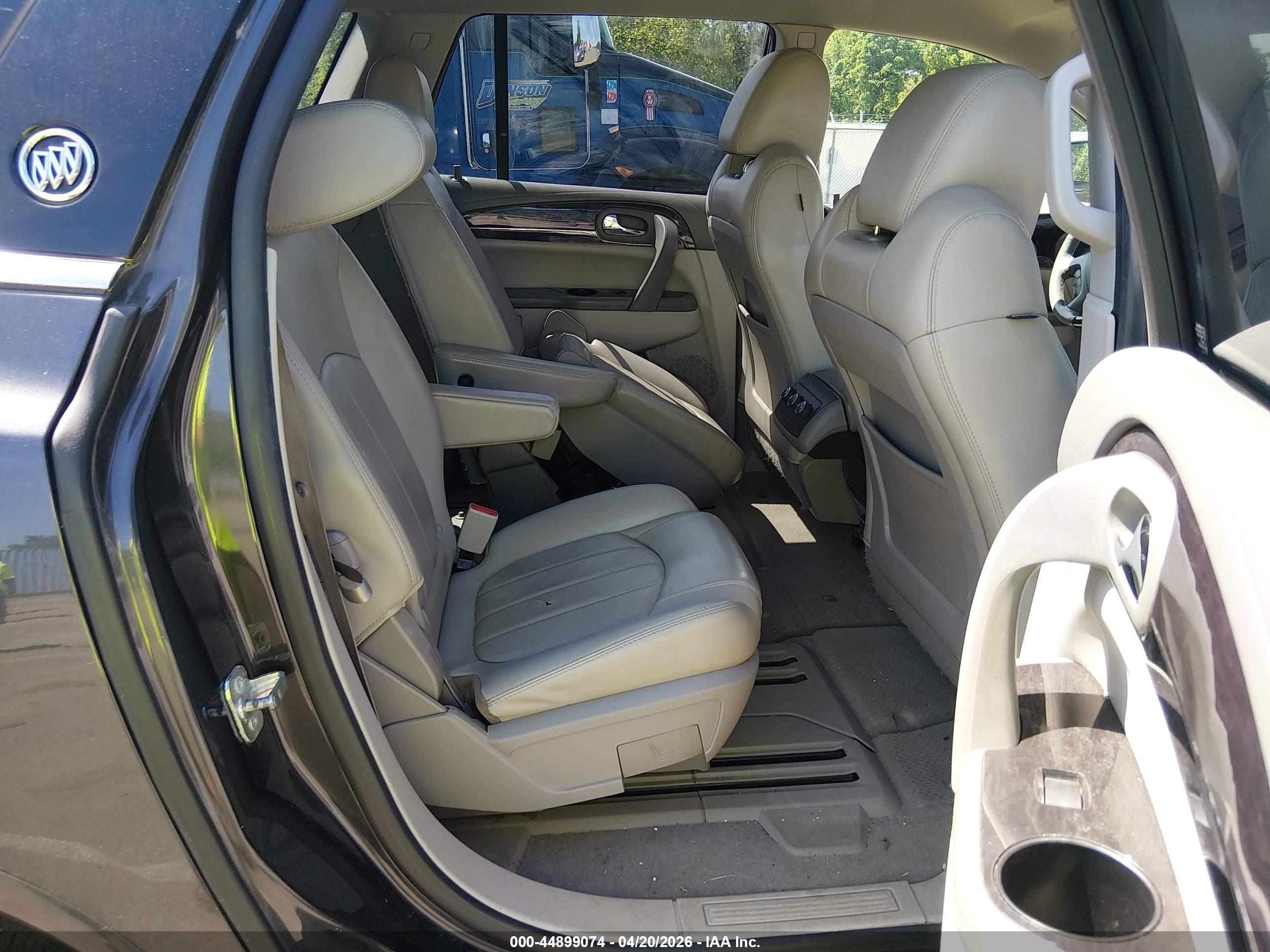 BUICK ENCLAVE image 8