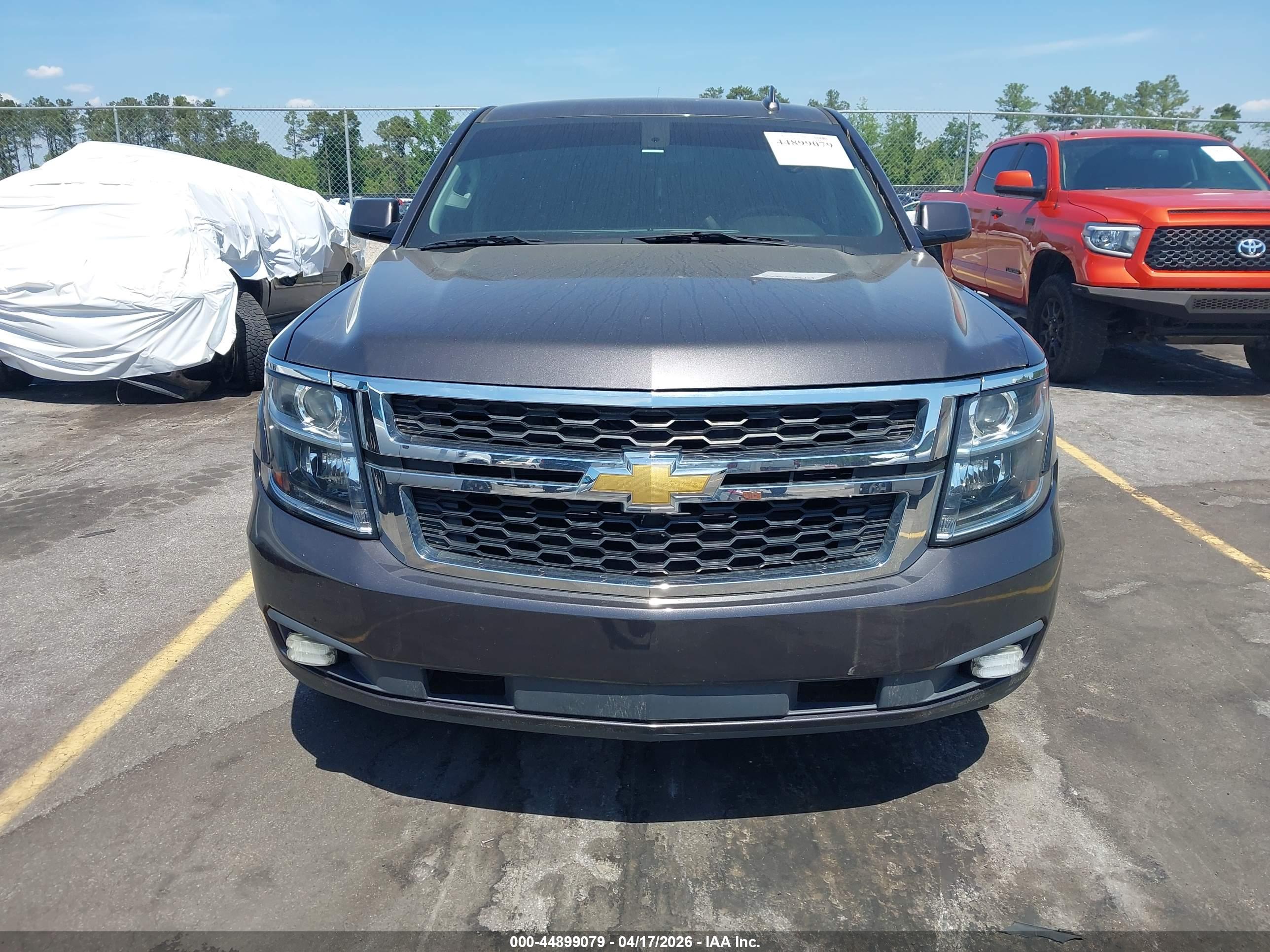 CHEVROLET TAHOE image 6