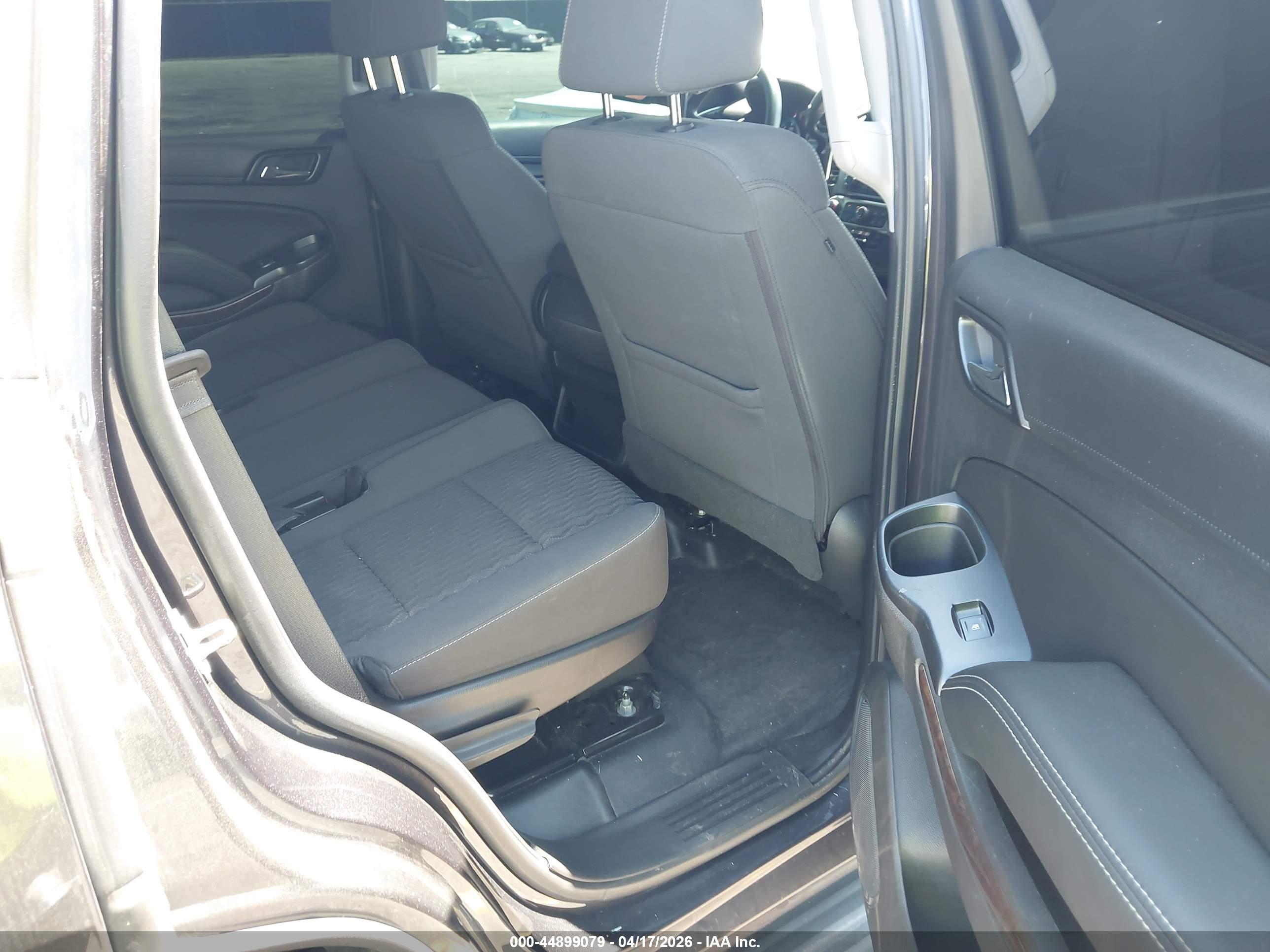 CHEVROLET TAHOE image 8
