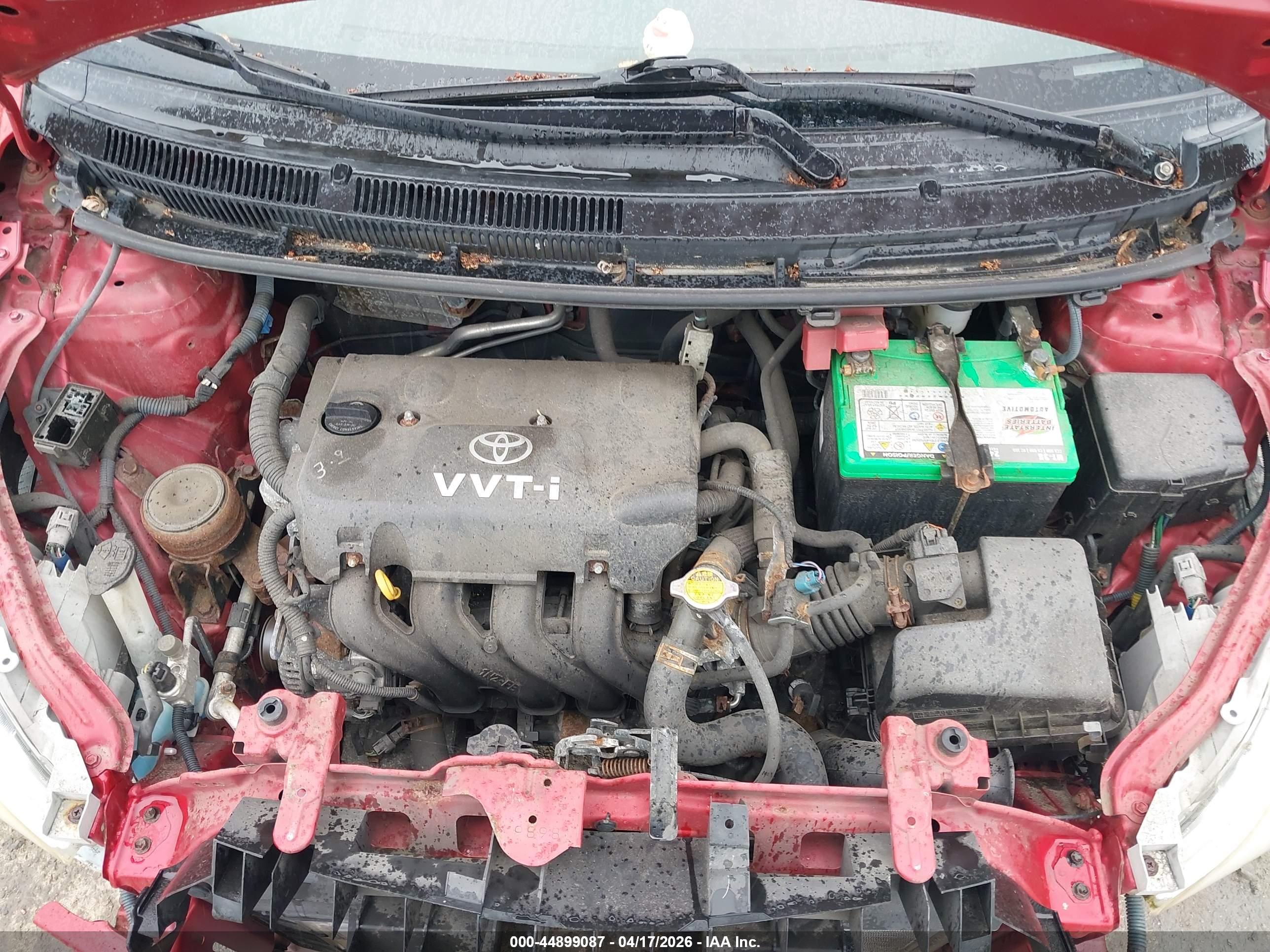 TOYOTA YARIS image 10