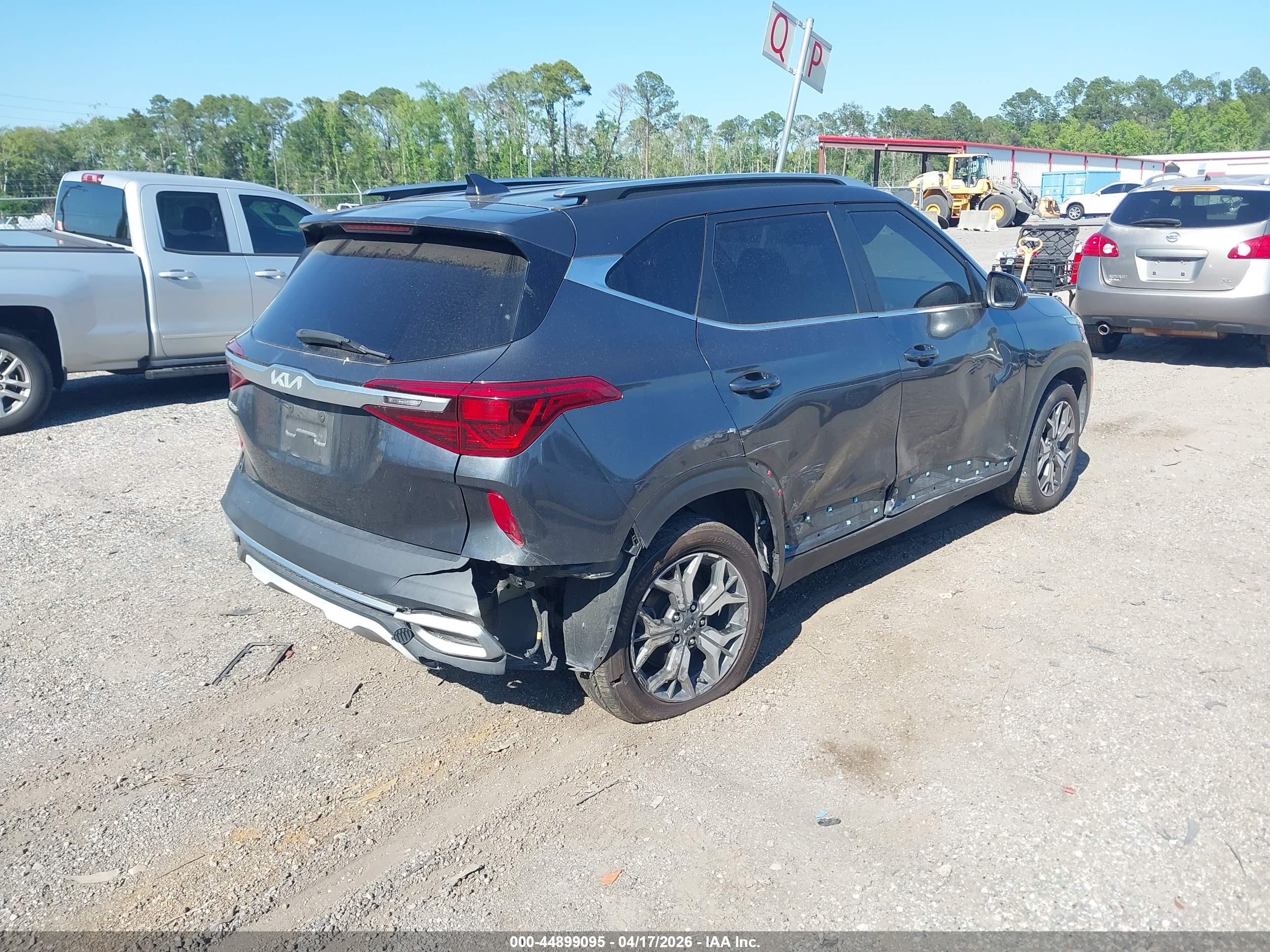 KIA SELTOS image 4