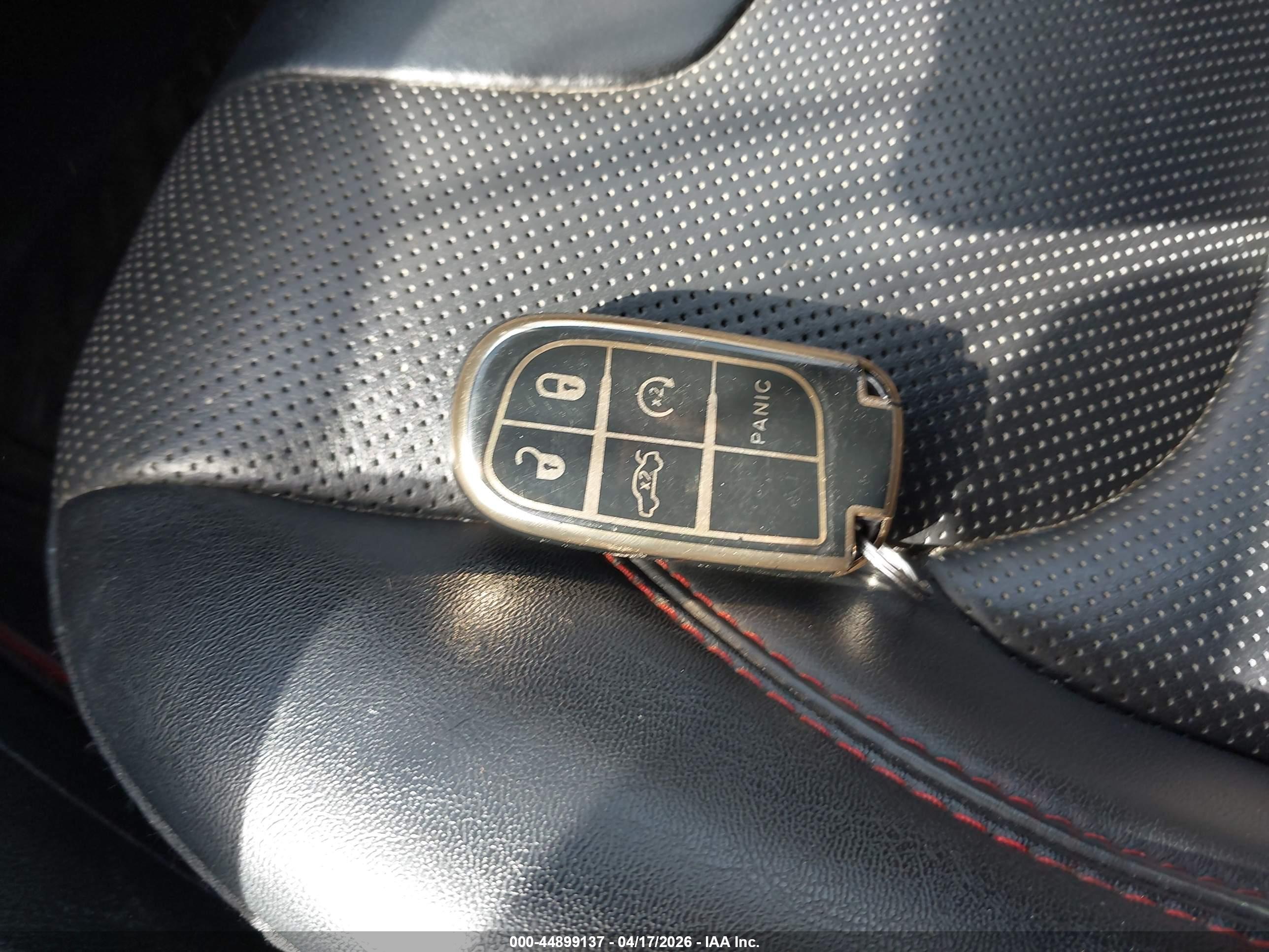 JEEP CHEROKEE image 11