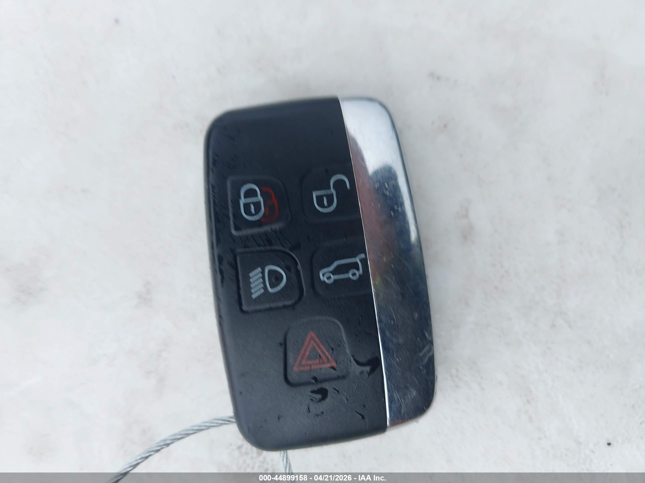 LAND ROVER image 11