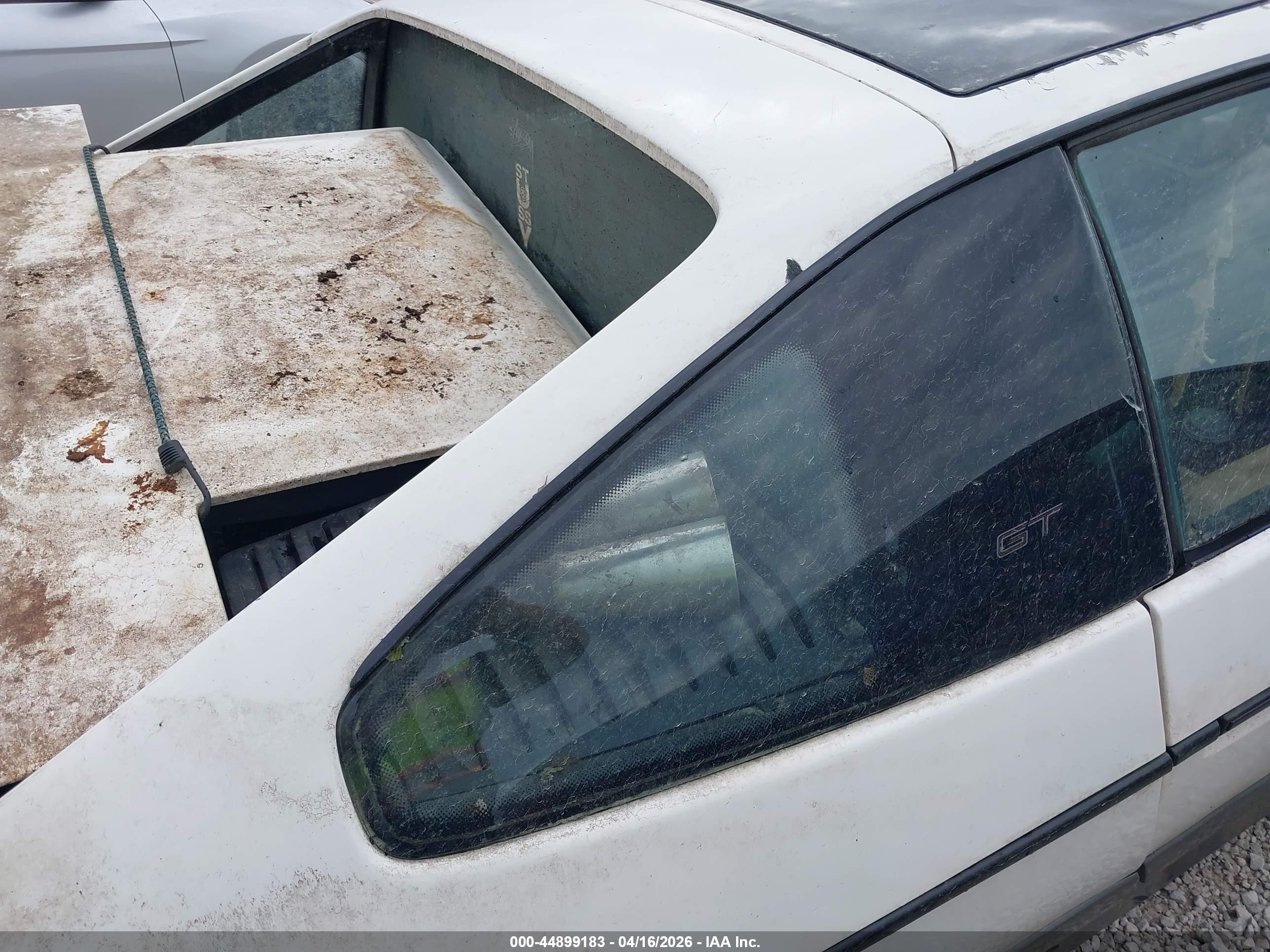 PONTIAC FIERO image 8
