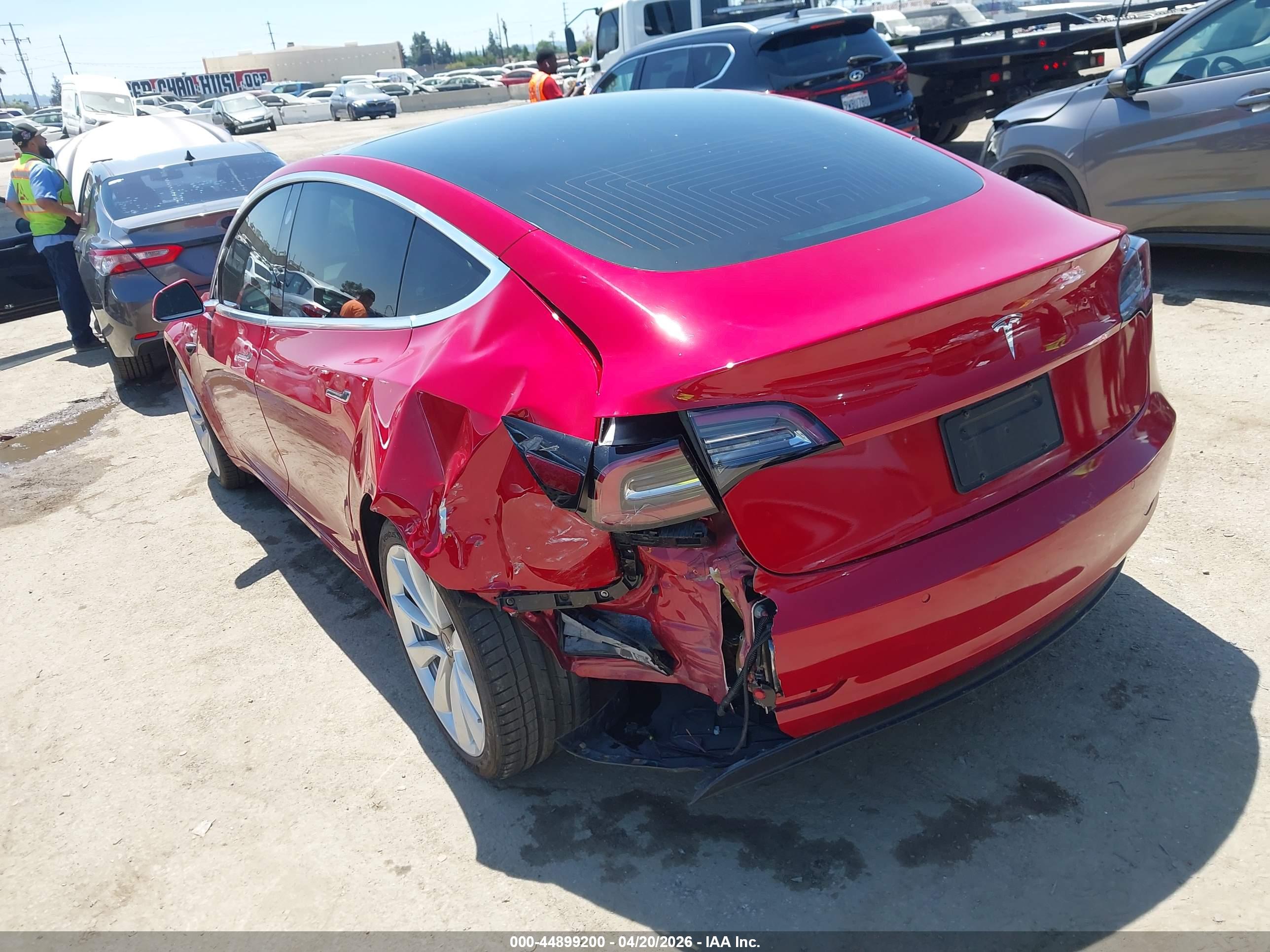 TESLA MODEL image 3