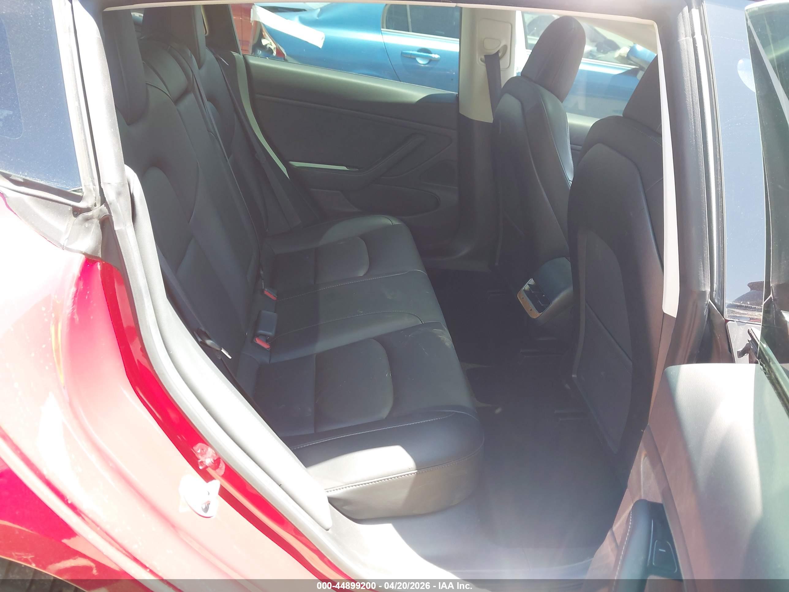 TESLA MODEL image 8