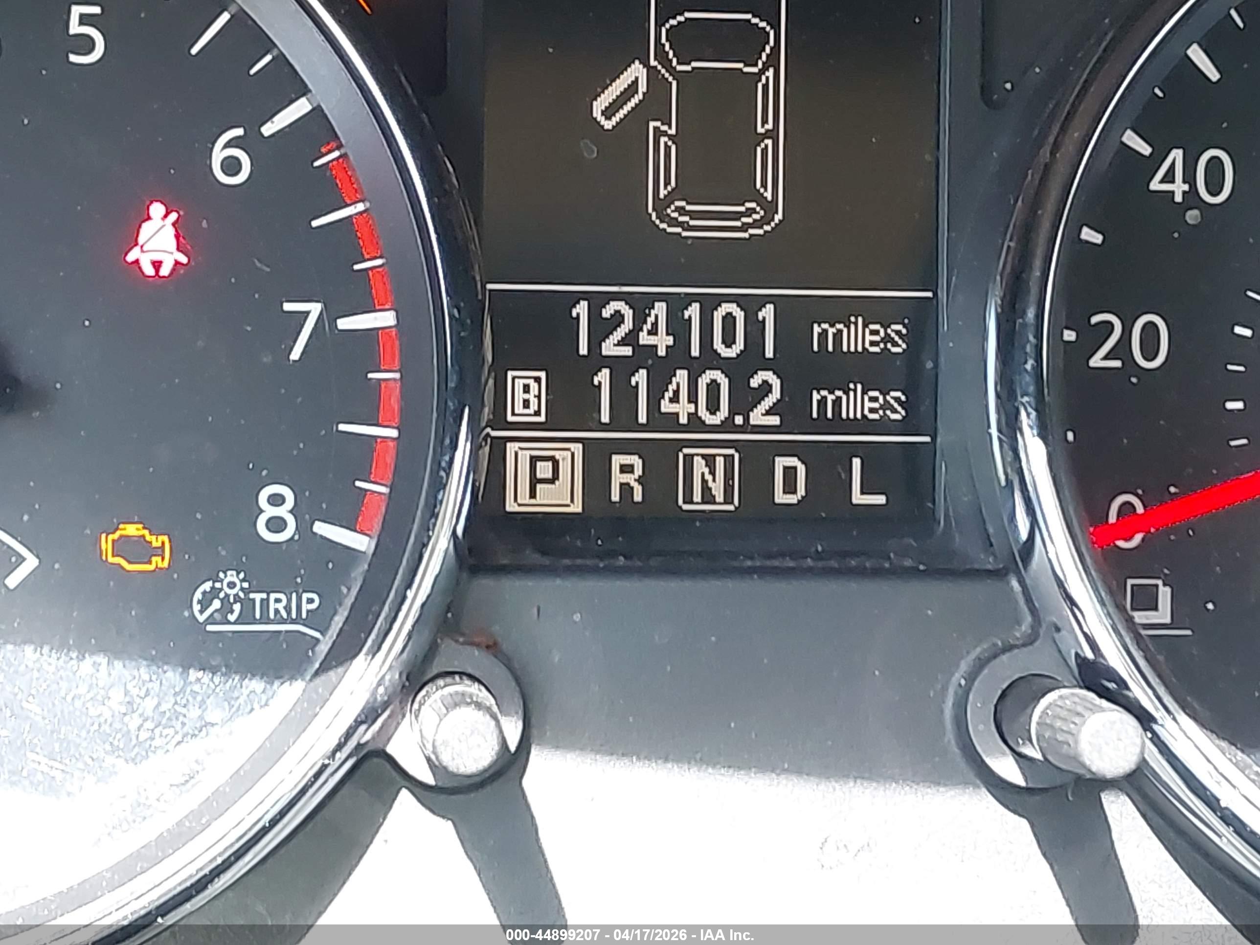 NISSAN ROGUE image 7