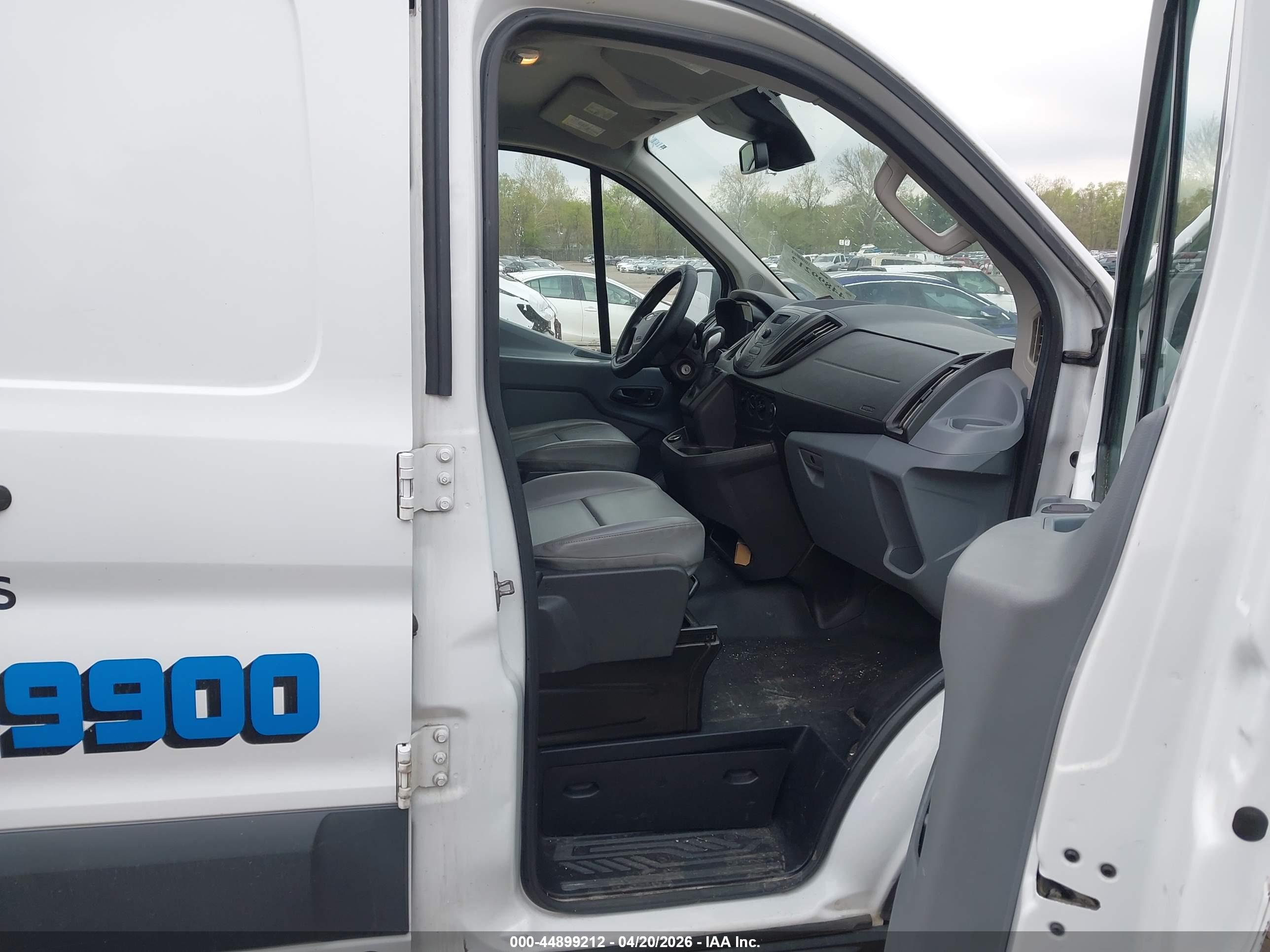 FORD TRANSIT-250 image 5