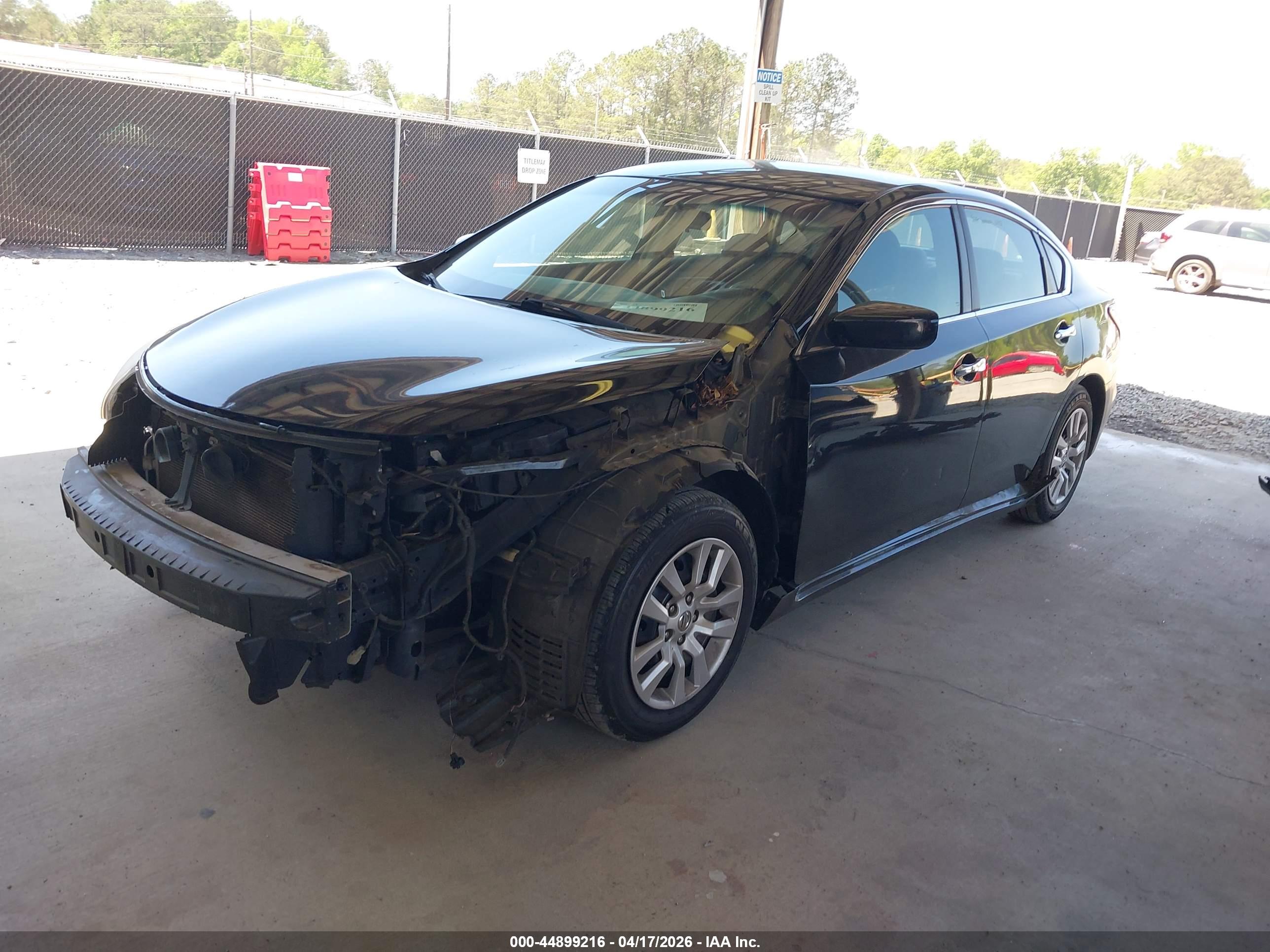 NISSAN ALTIMA image 2