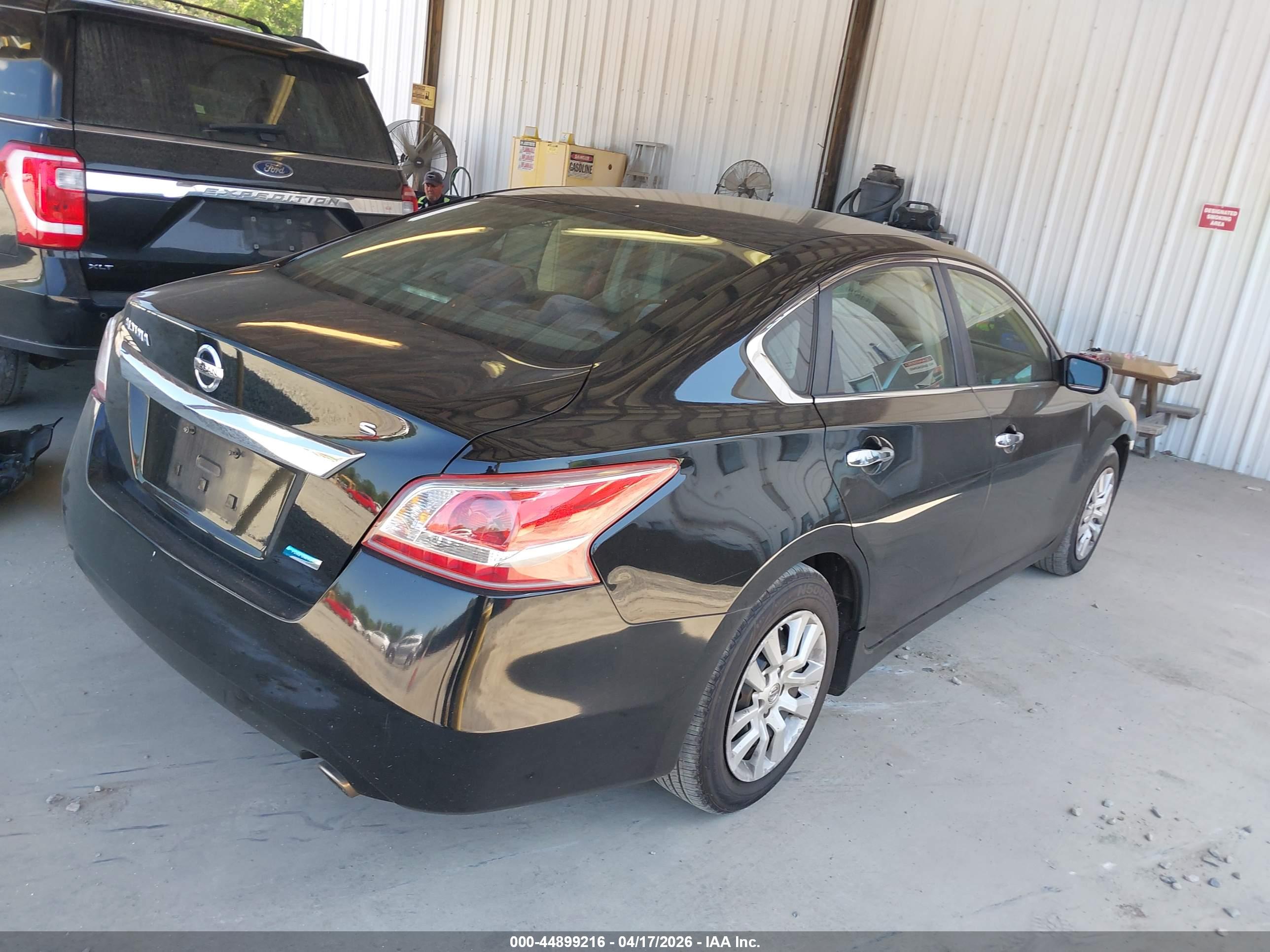 NISSAN ALTIMA image 4