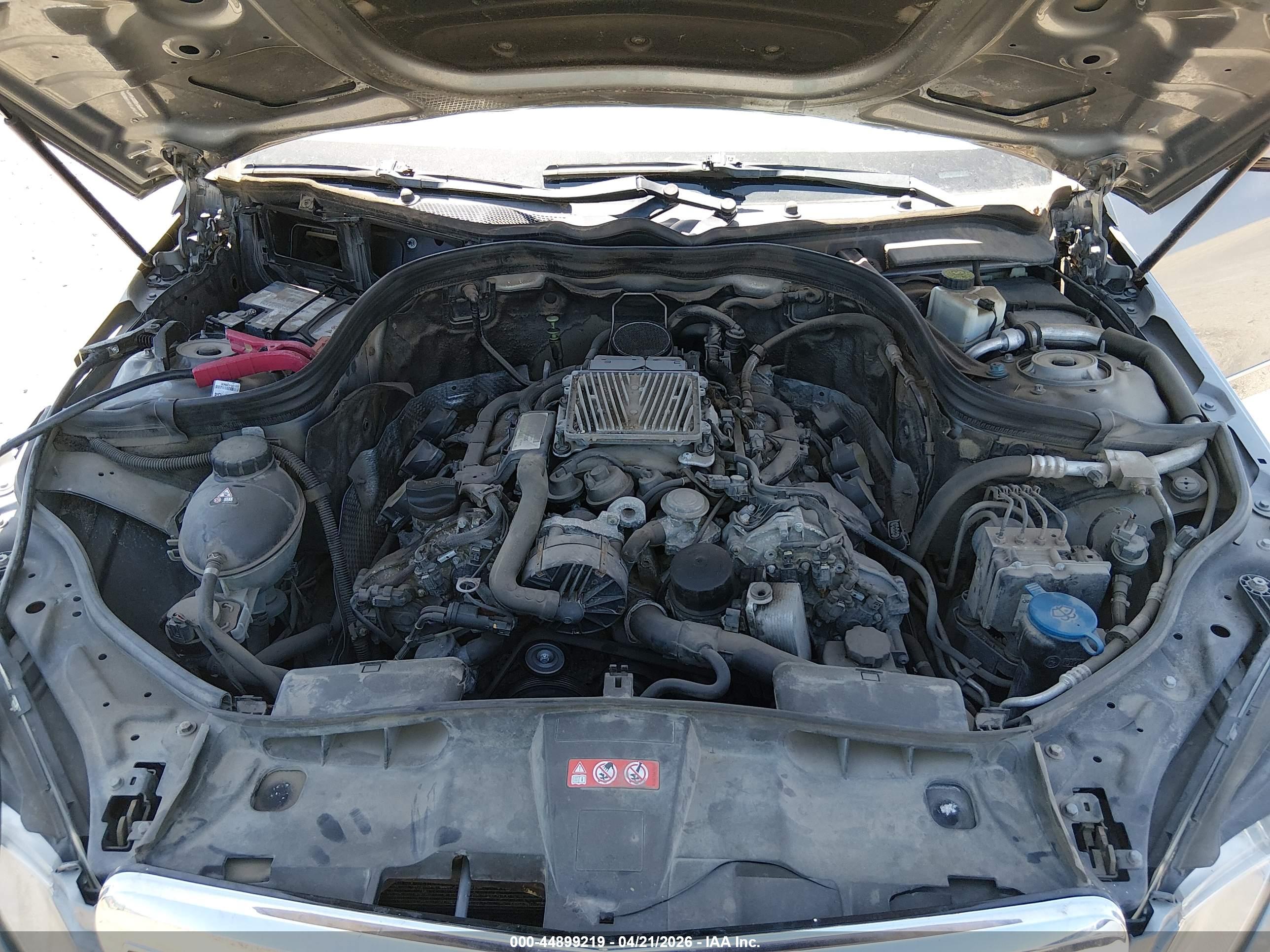 MERCEDES-BENZ E image 10