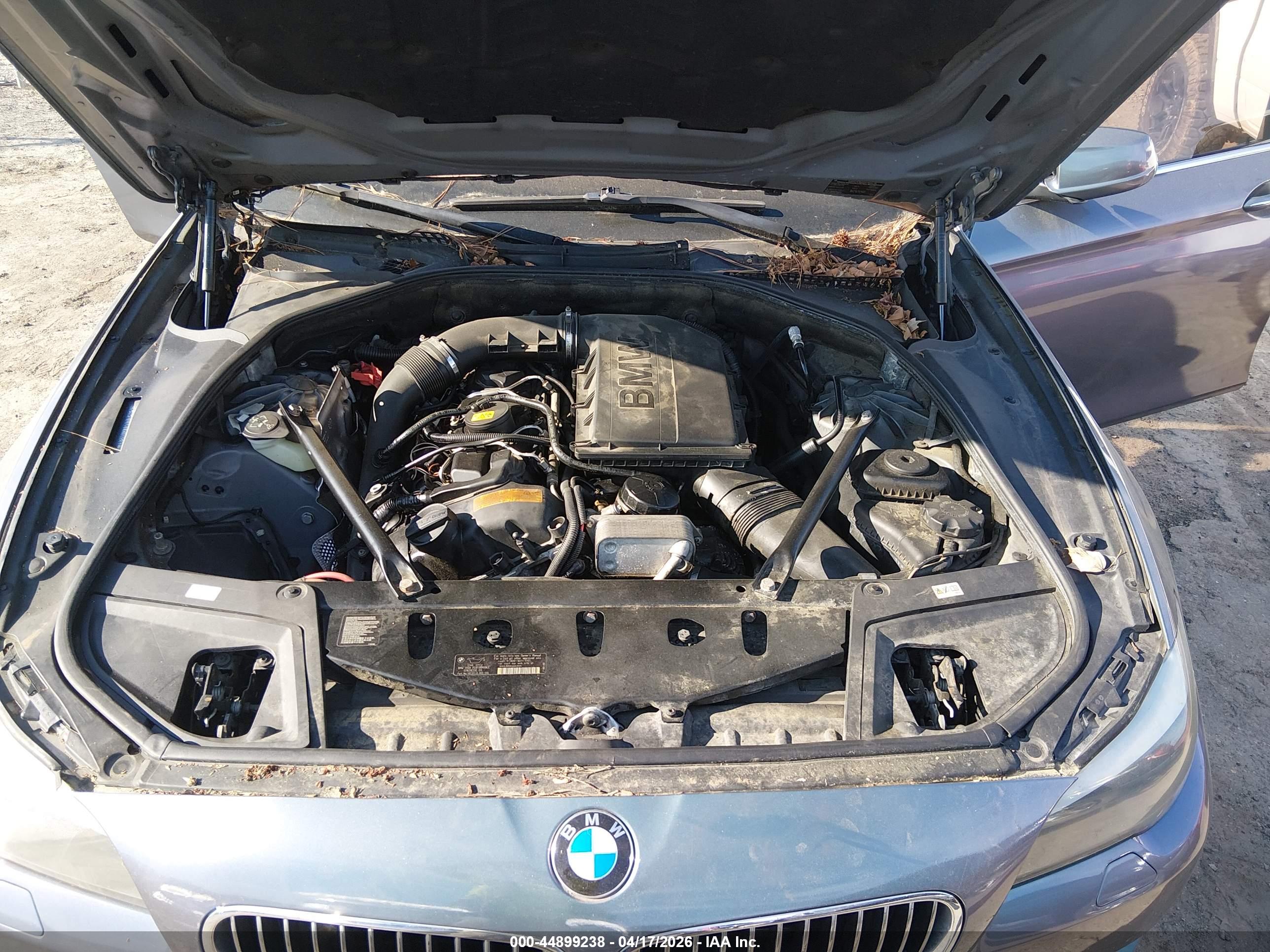 BMW 535I image 10
