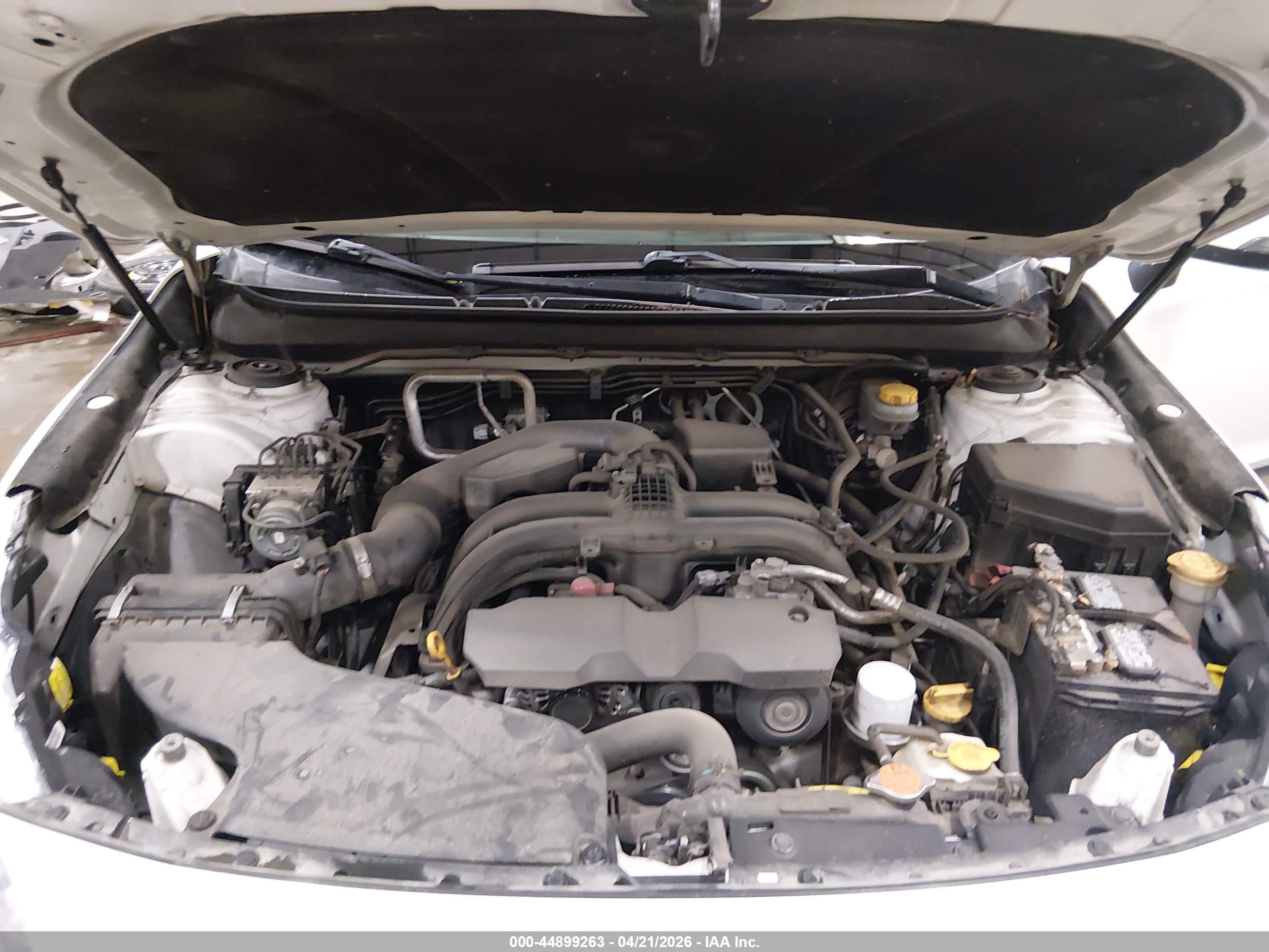 SUBARU OUTBACK image 10