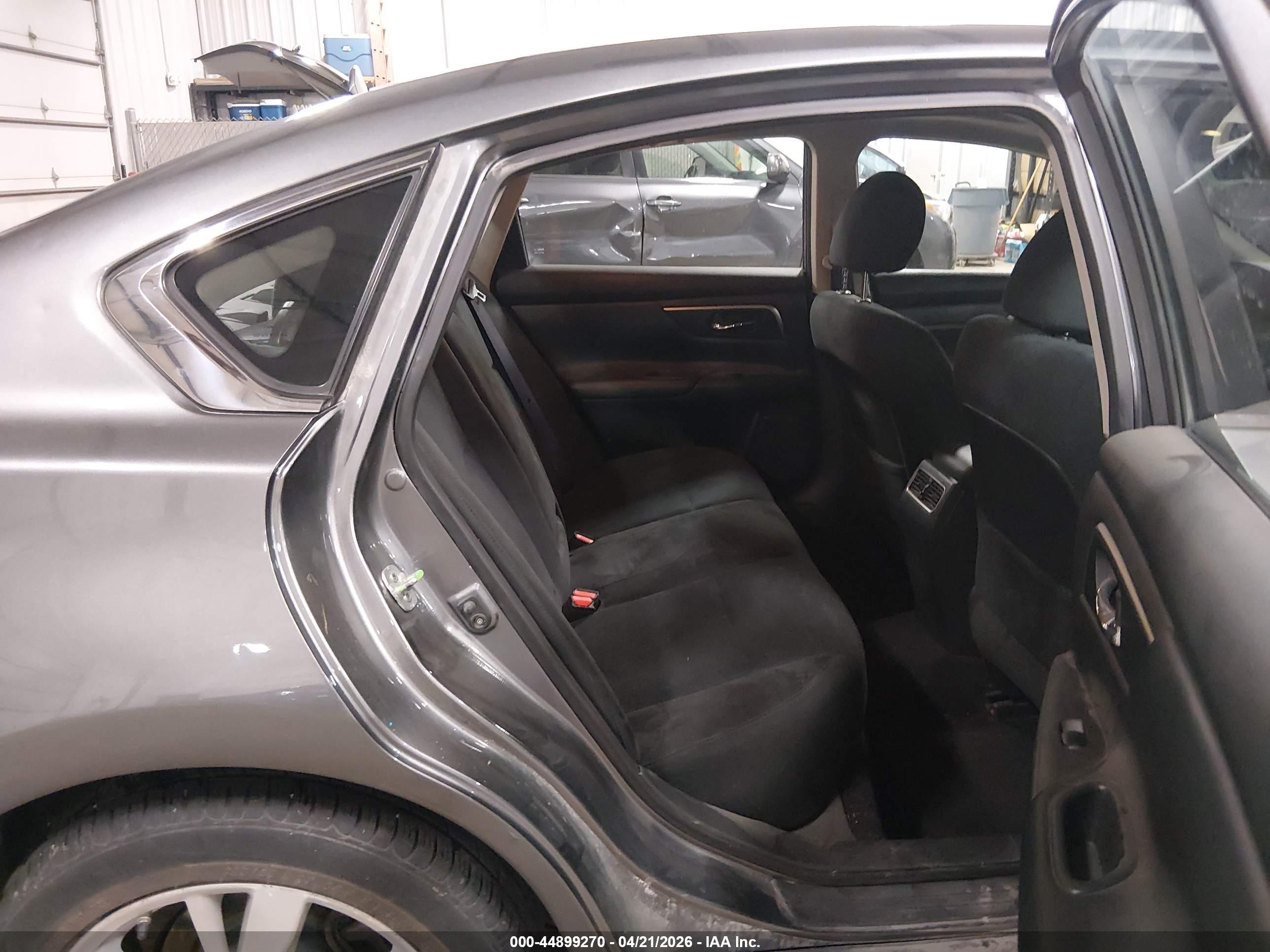 NISSAN ALTIMA image 8