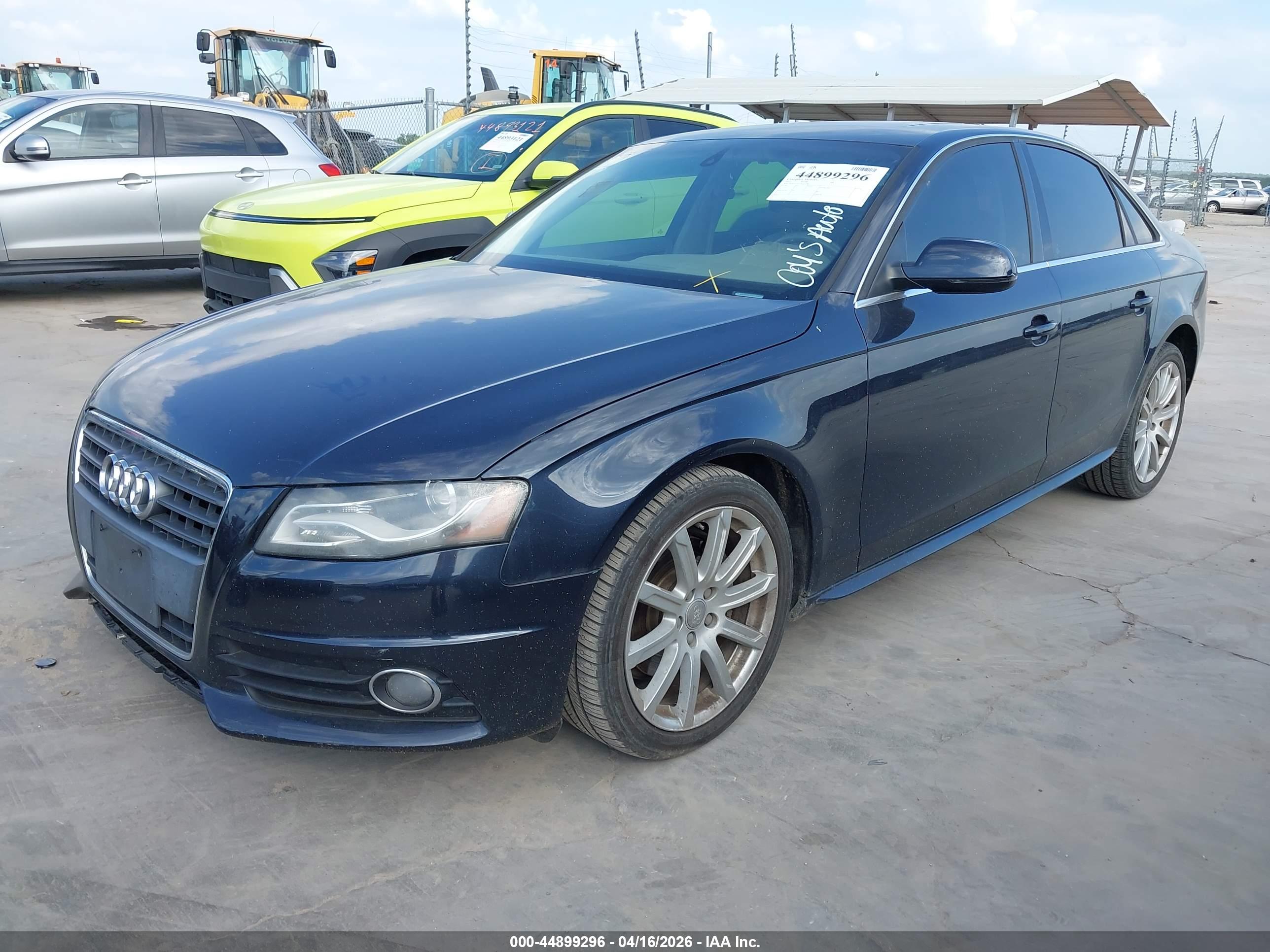 AUDI A4 image 2