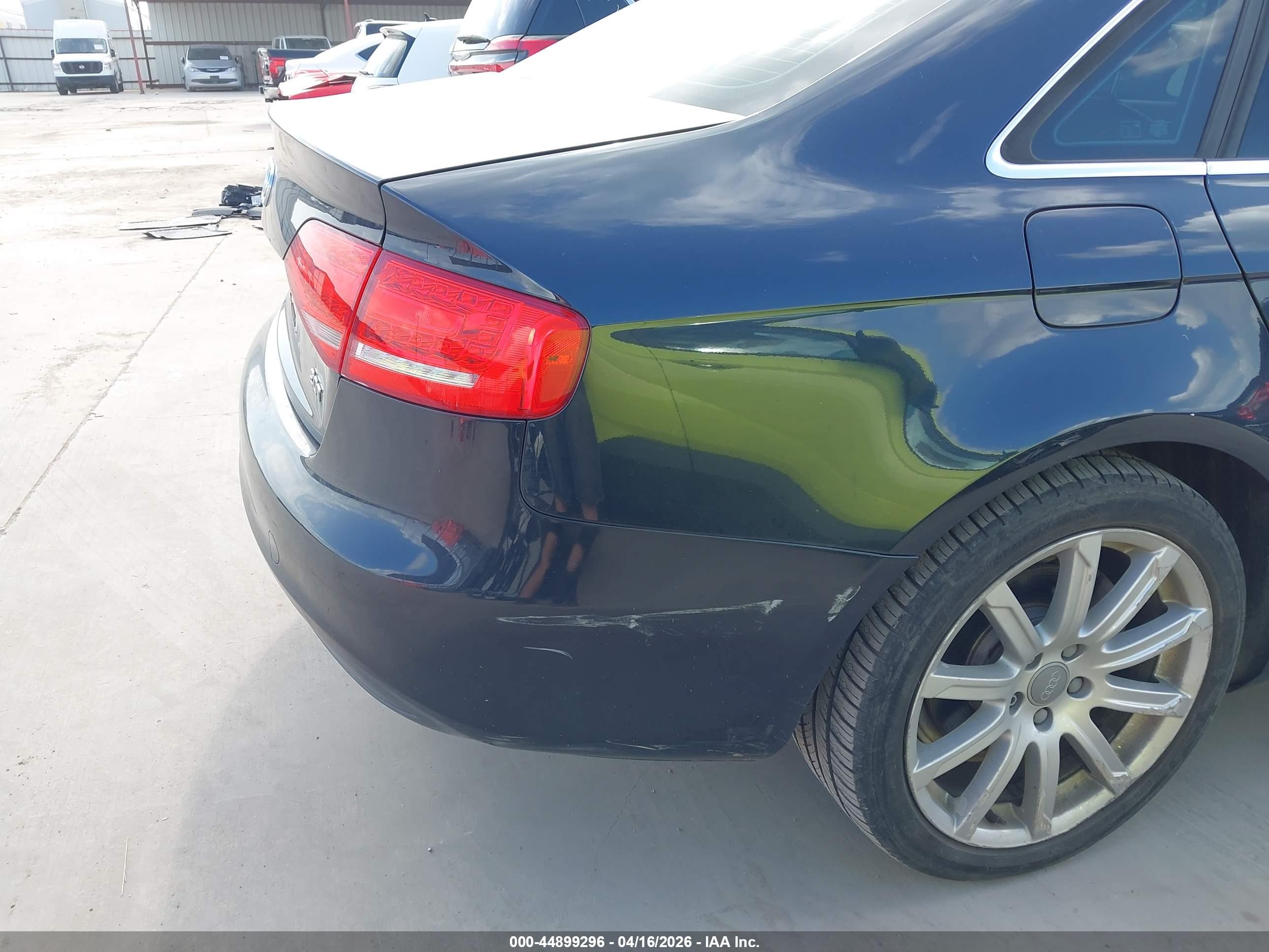 AUDI A4 image 6