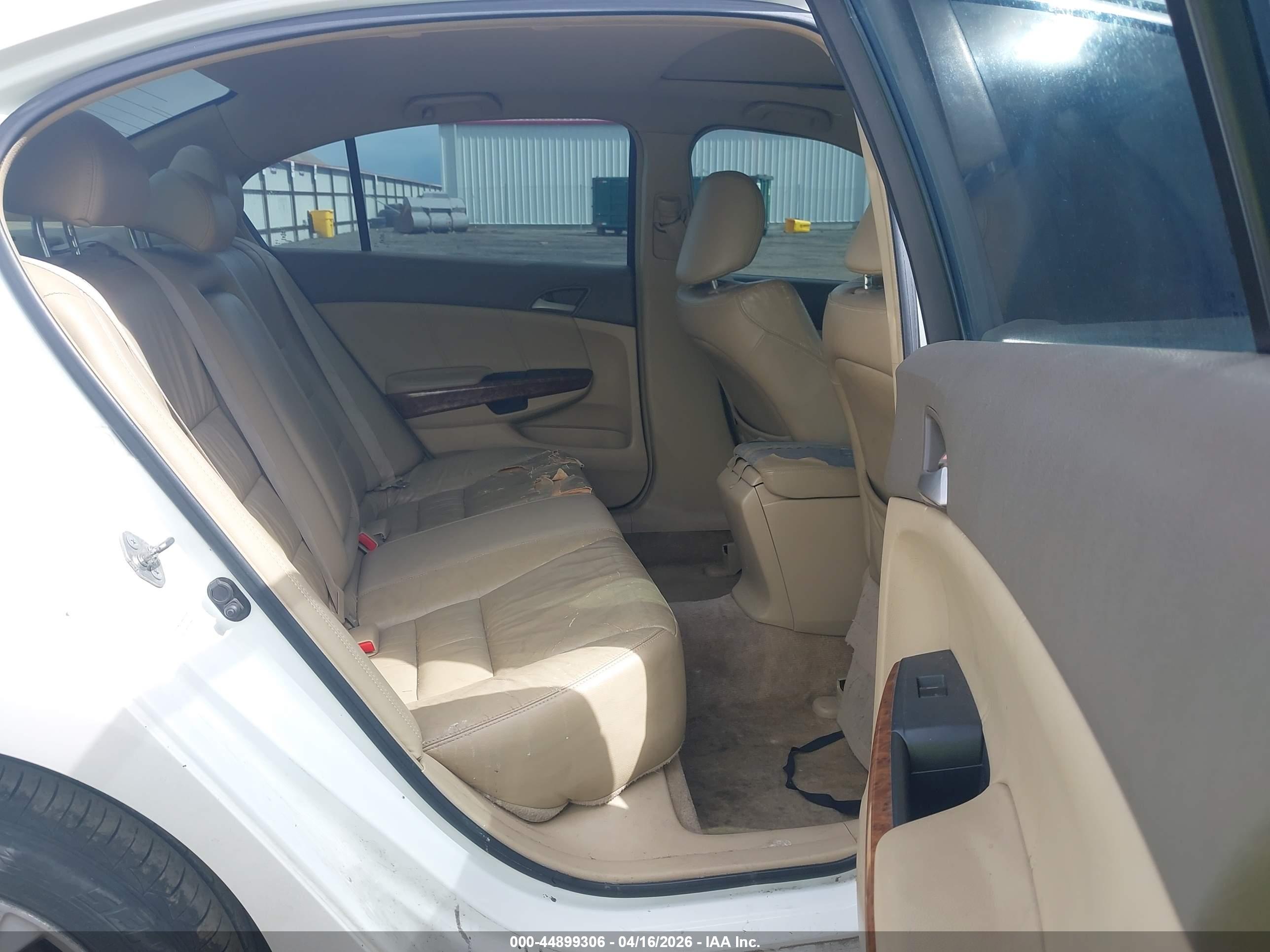 HONDA ACCORD image 8