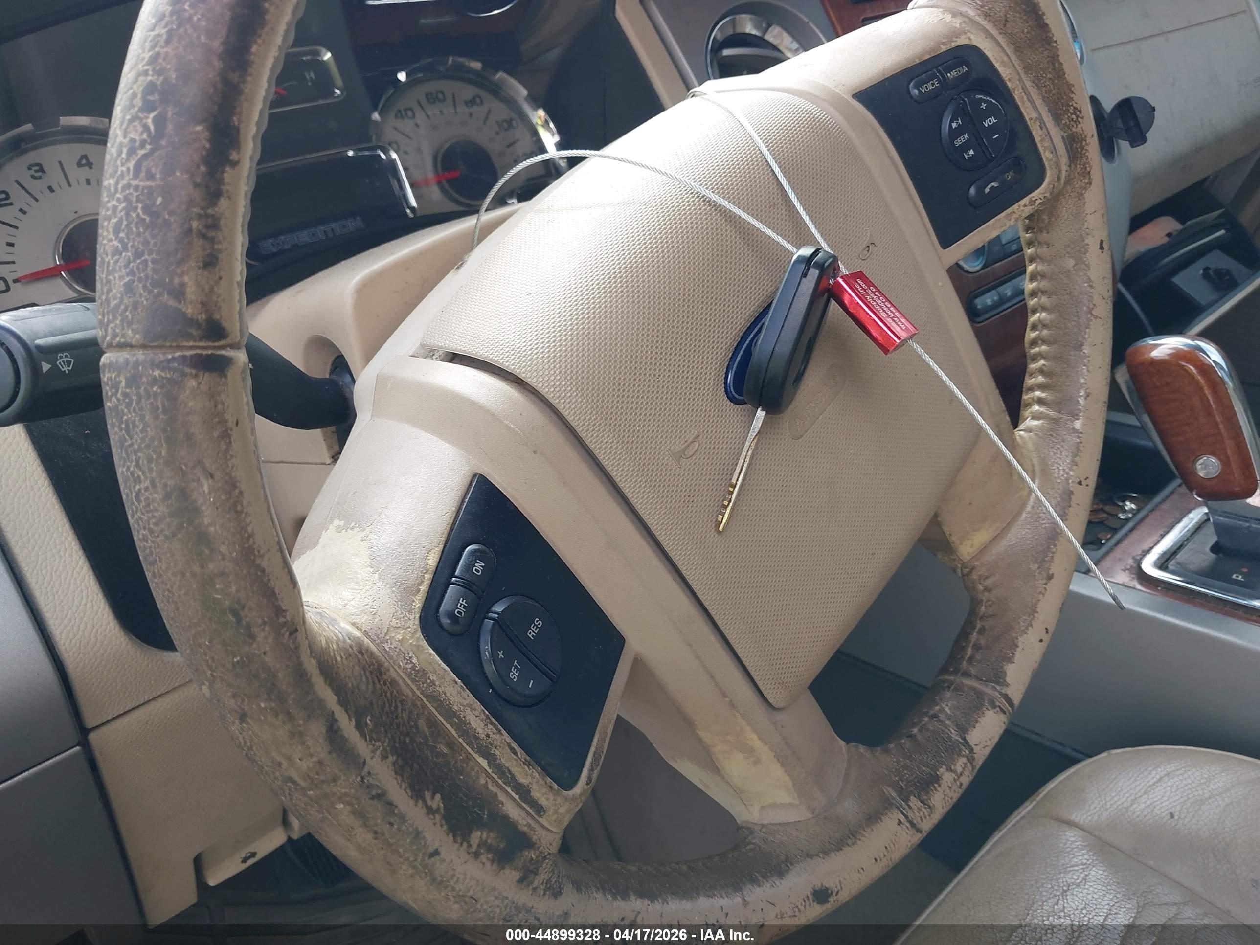 FORD EXPEDITION image 11