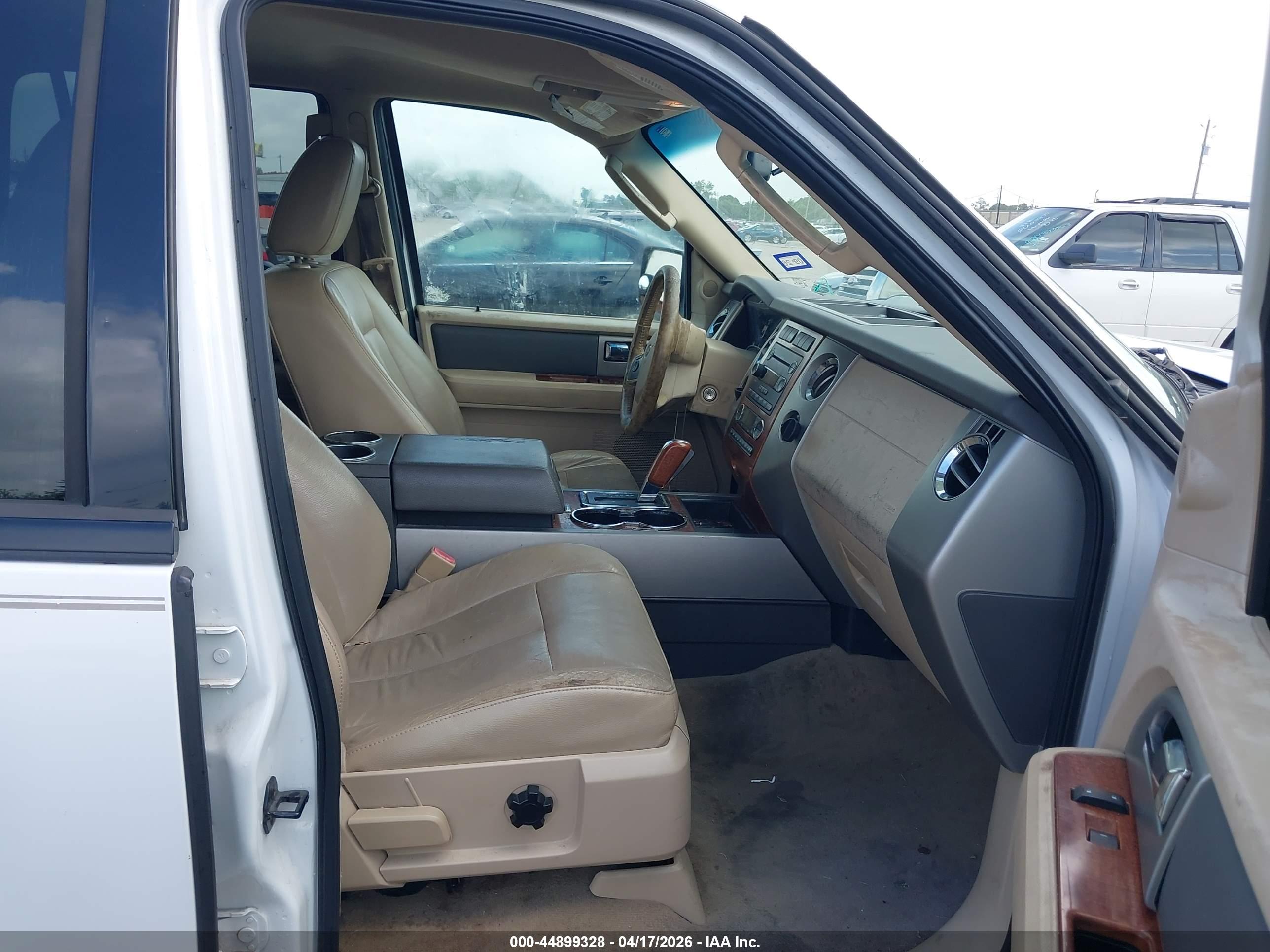 FORD EXPEDITION image 5