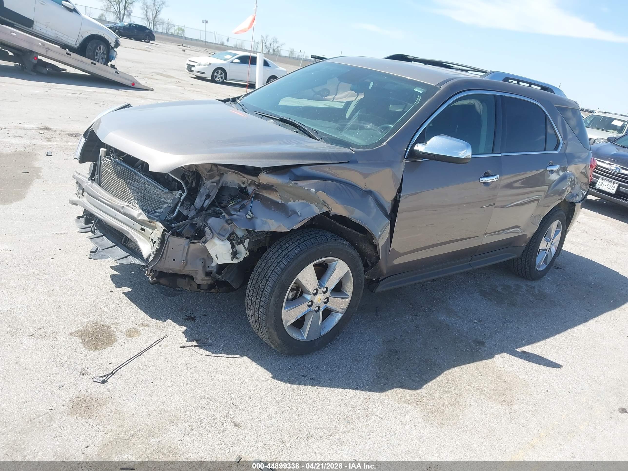 CHEVROLET EQUINOX image 2