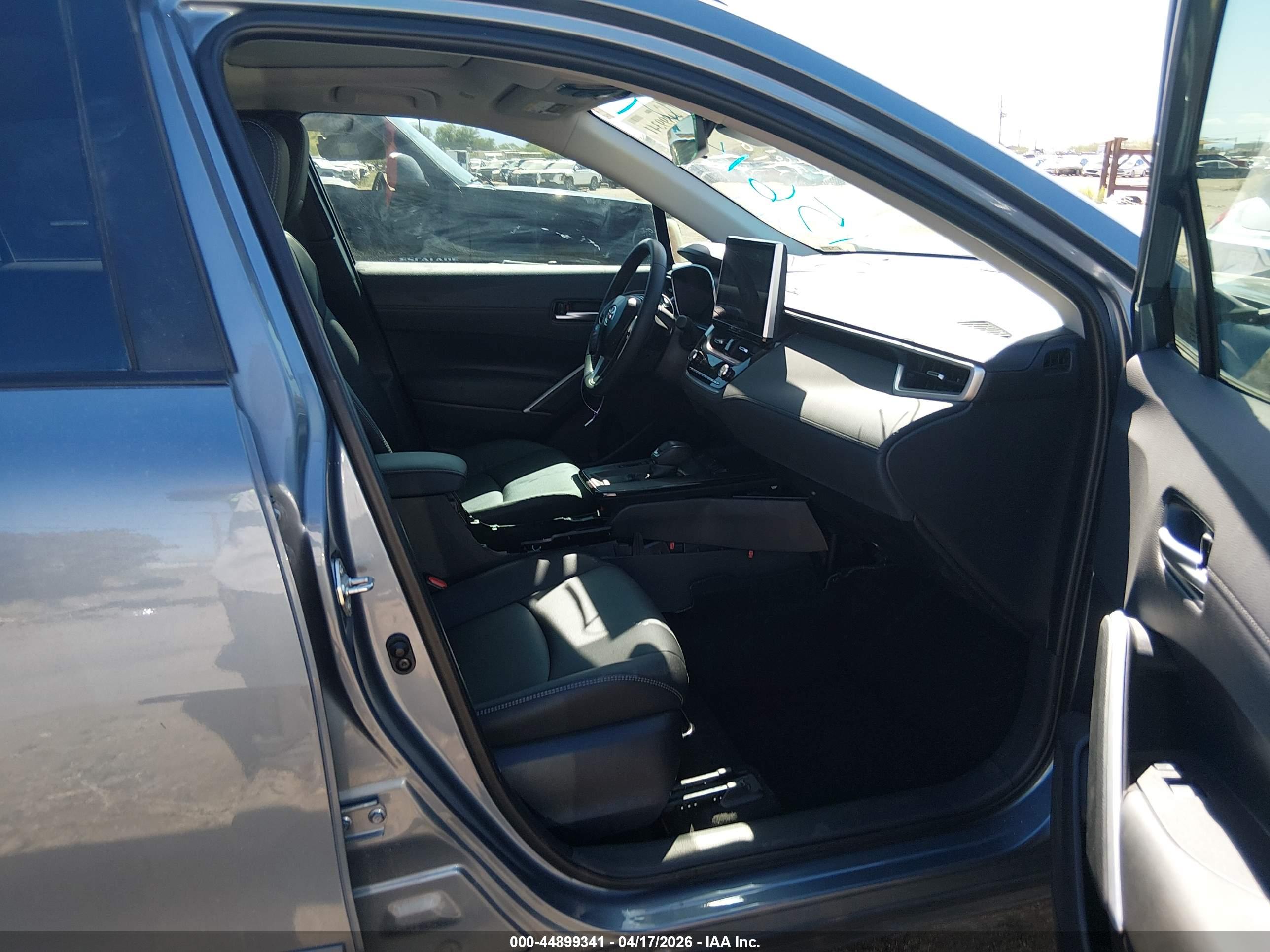 TOYOTA COROLLA image 5