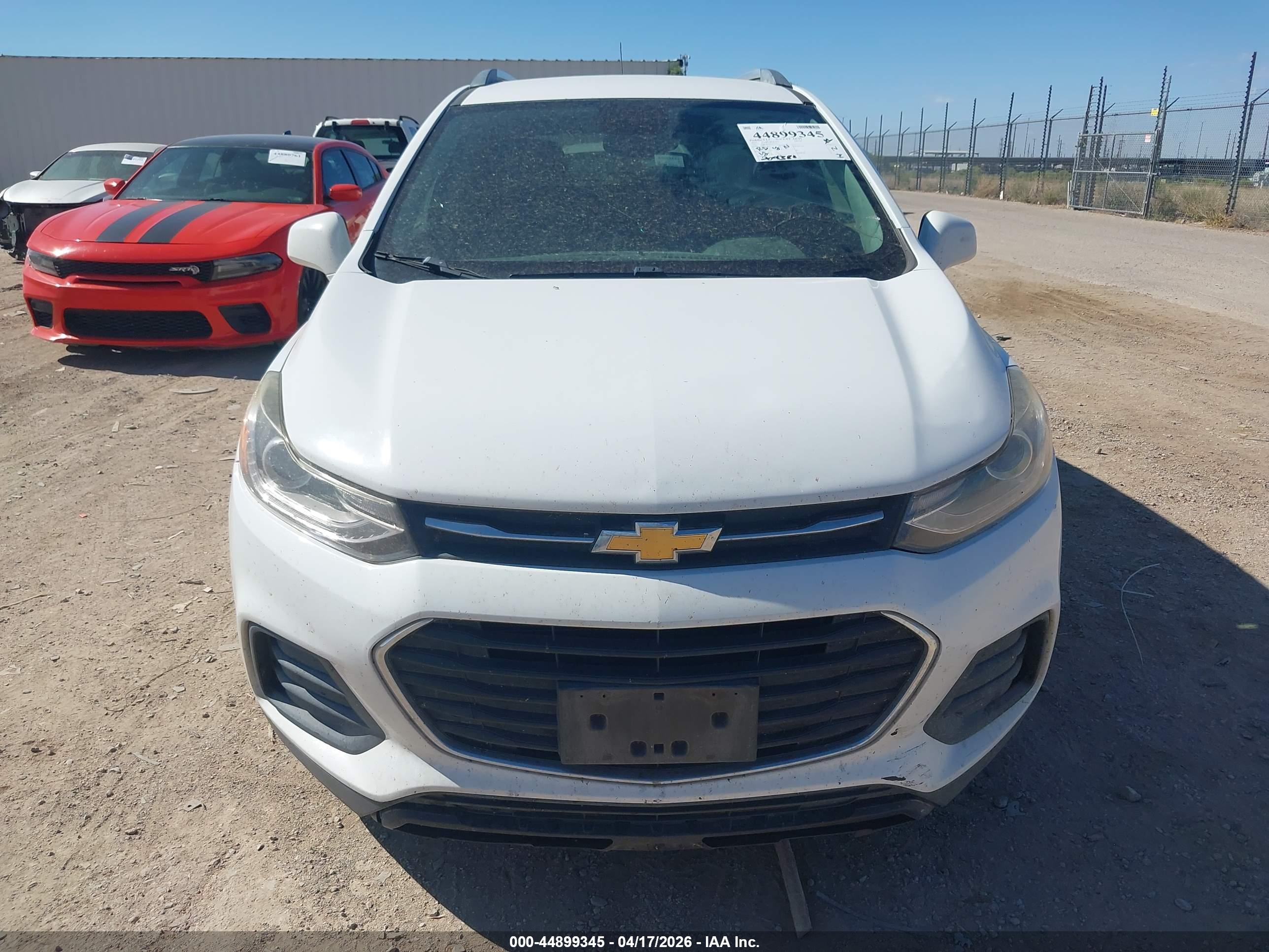 CHEVROLET TRAX image 6