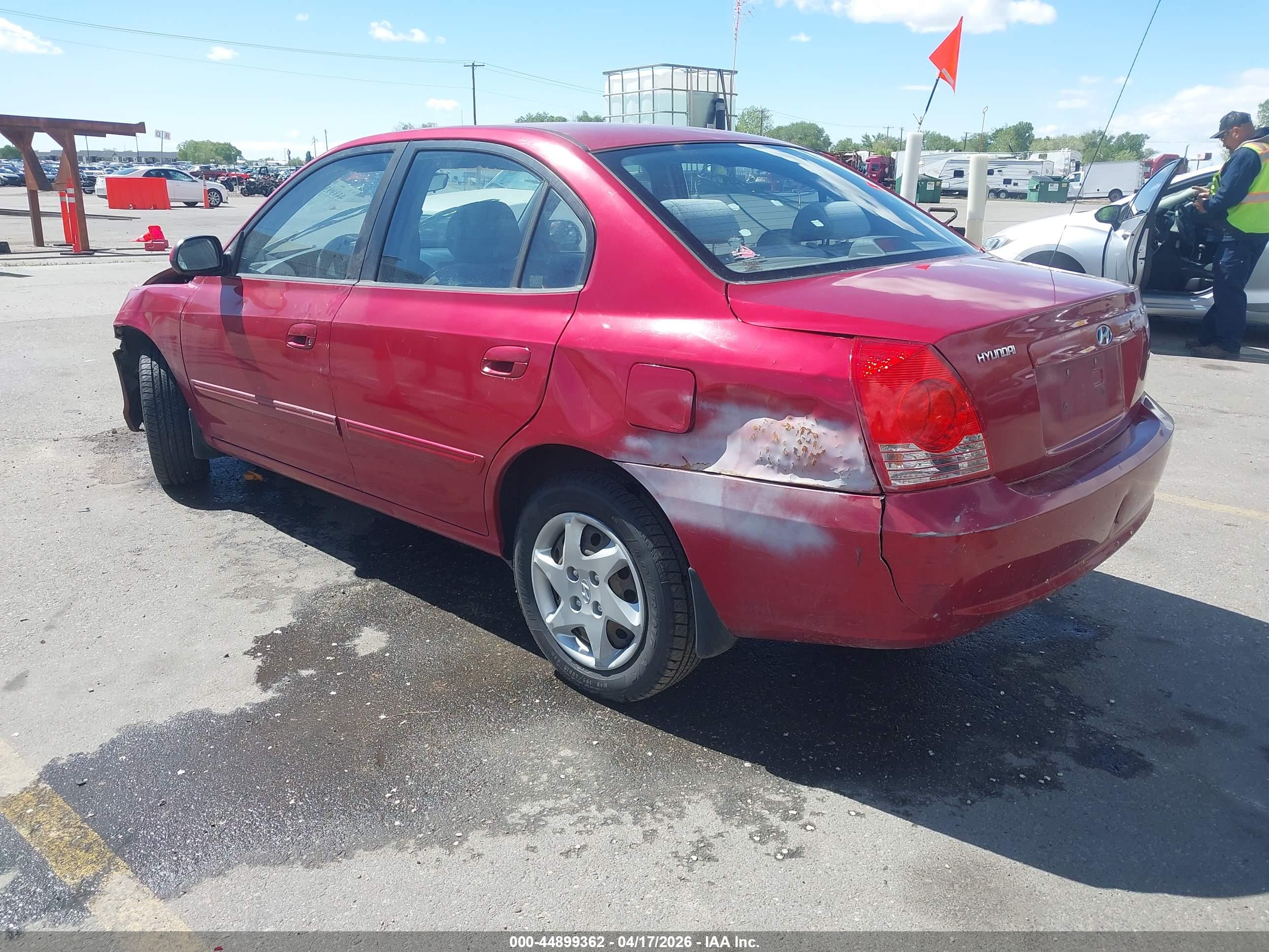 HYUNDAI ELANTRA image 3
