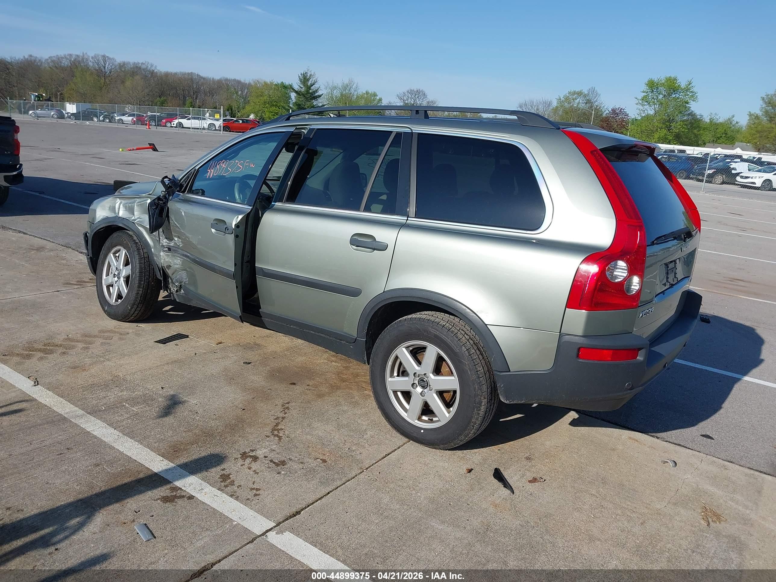 VOLVO XC90 image 3