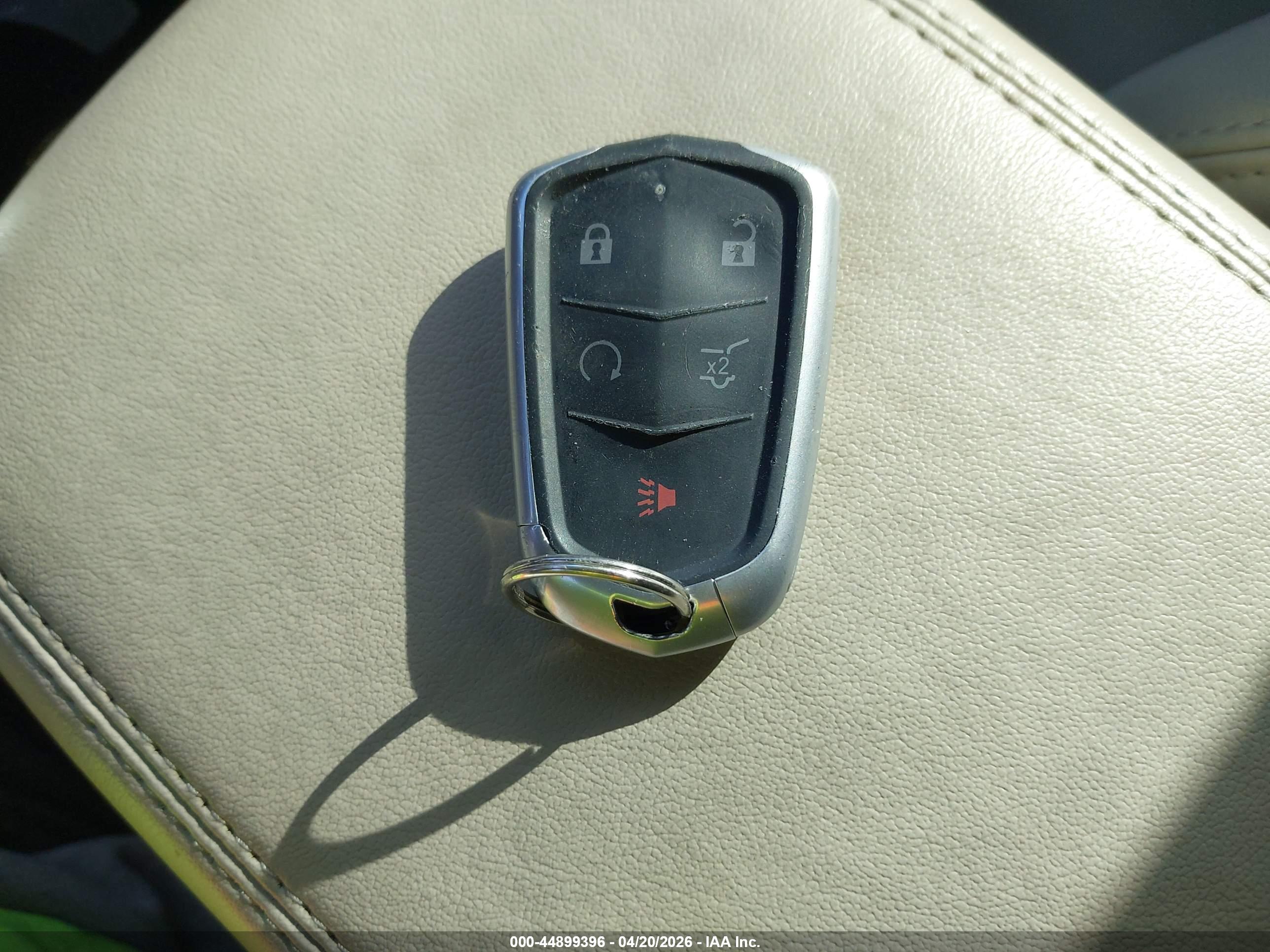 CADILLAC SRX image 11