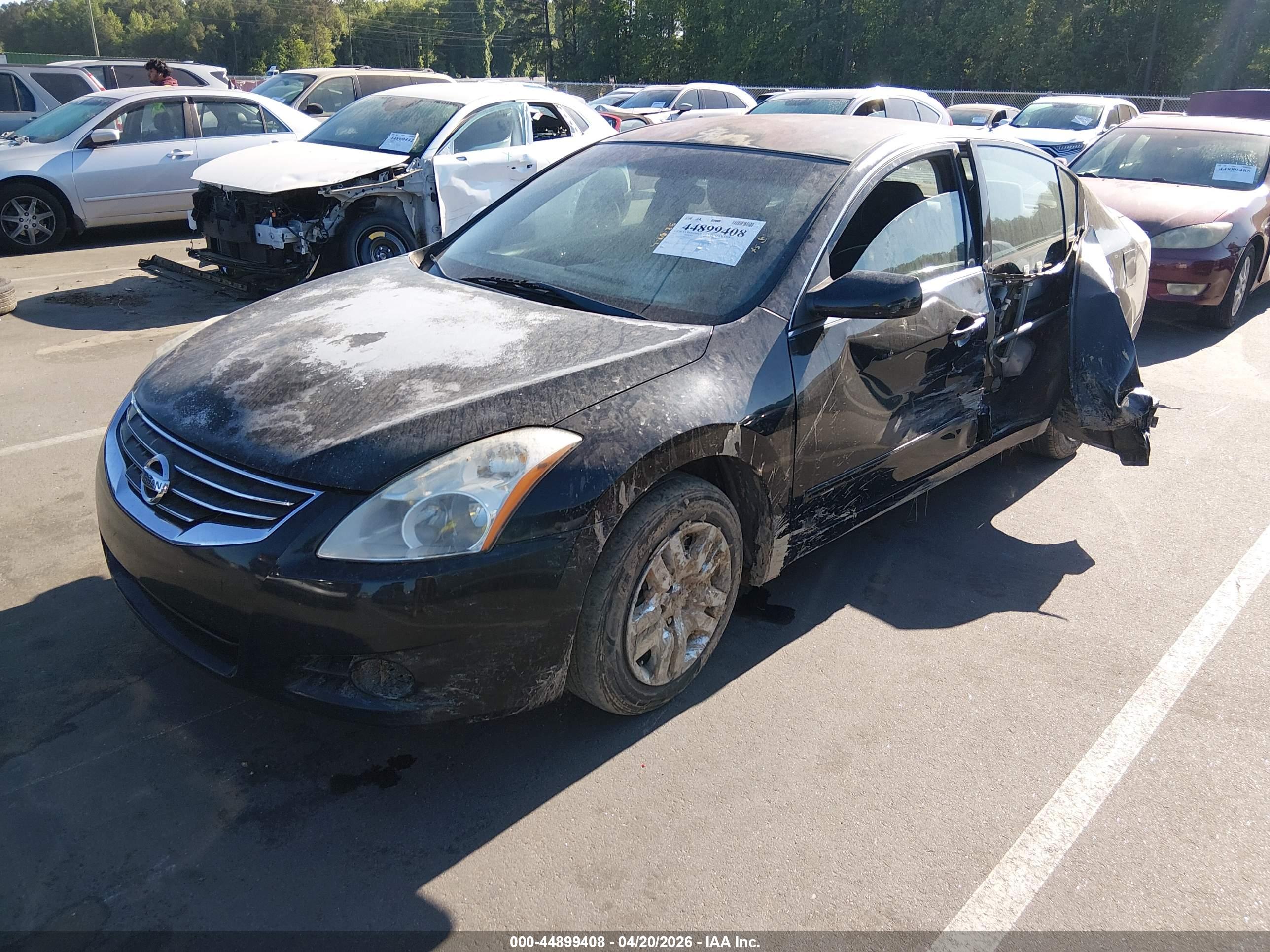 NISSAN ALTIMA image 2