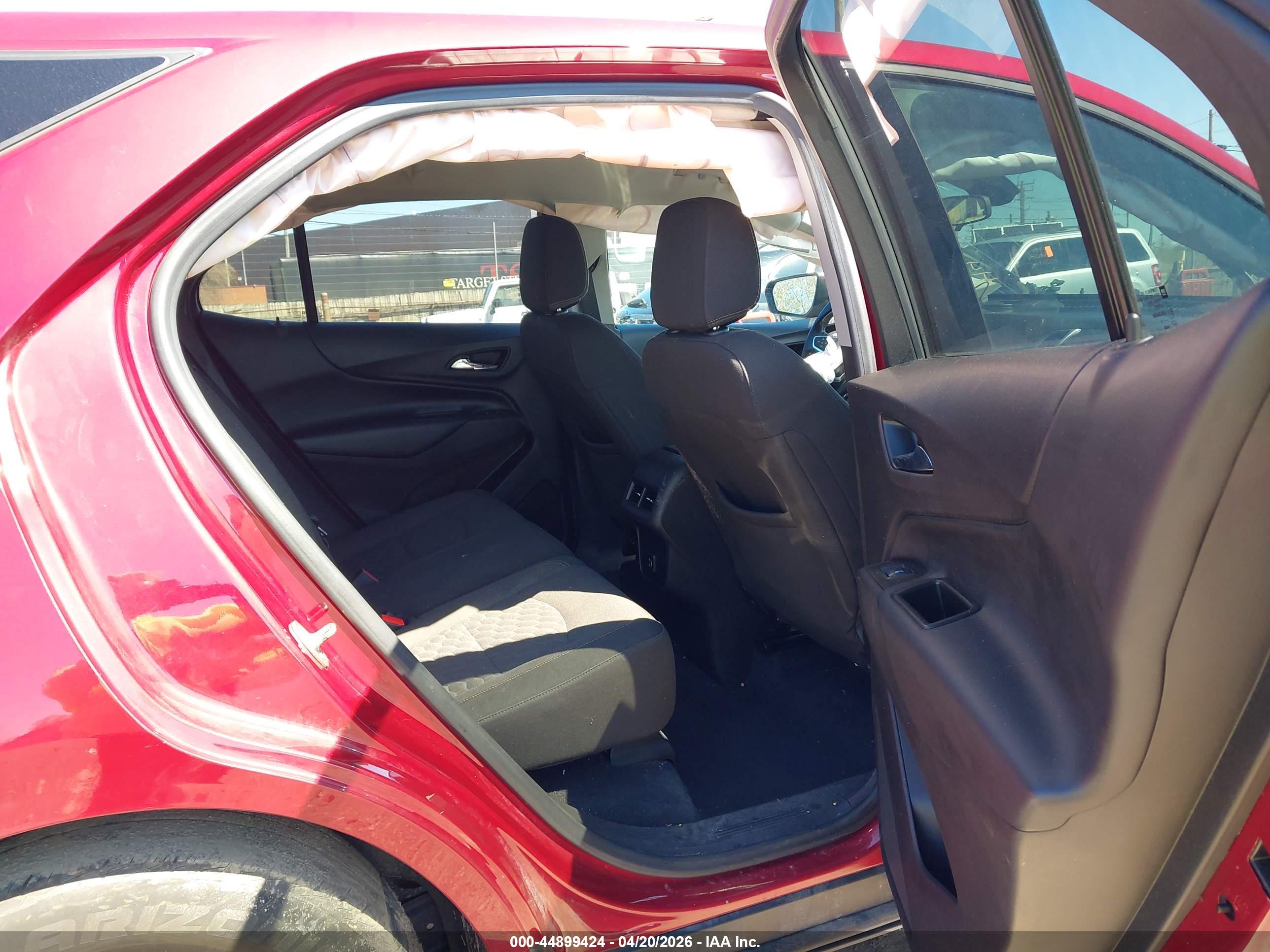 CHEVROLET EQUINOX image 8