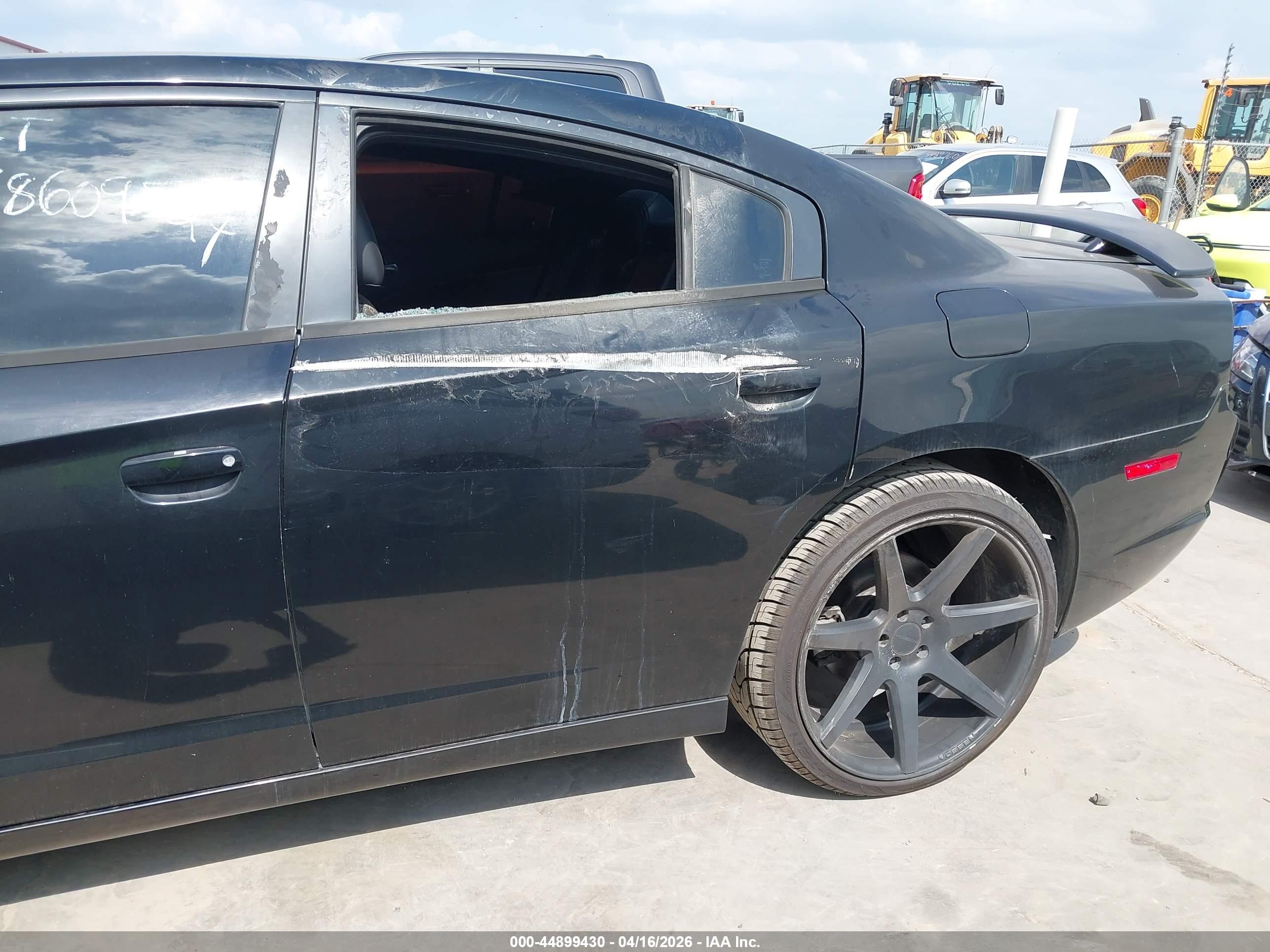 DODGE CHARGER image 6