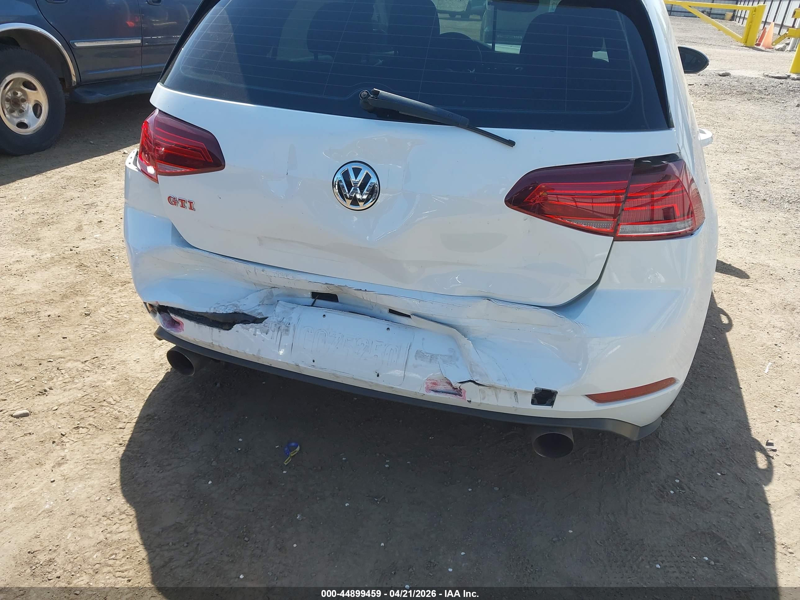VOLKSWAGEN GOLF image 6