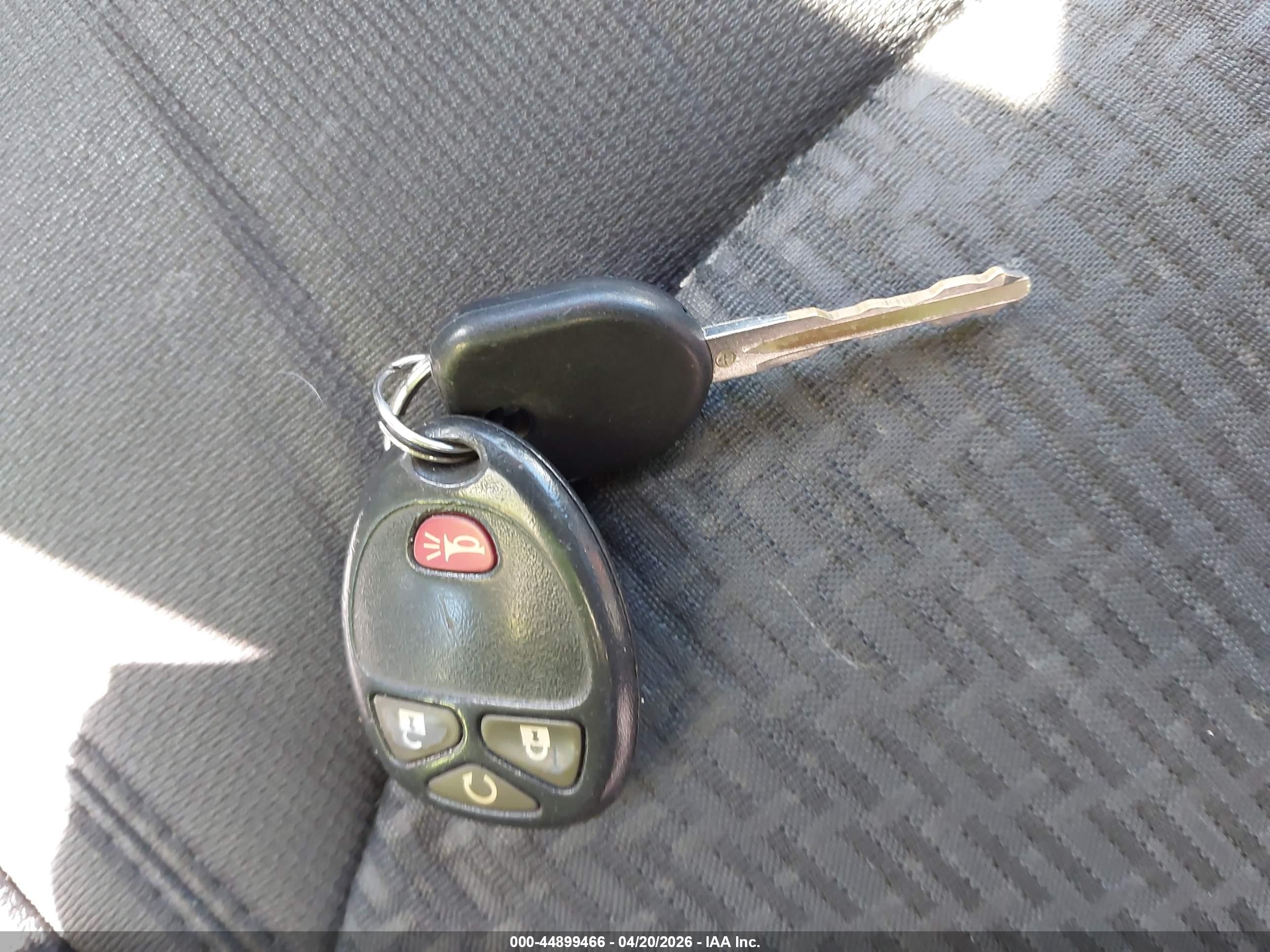 CHEVROLET TRAVERSE image 11