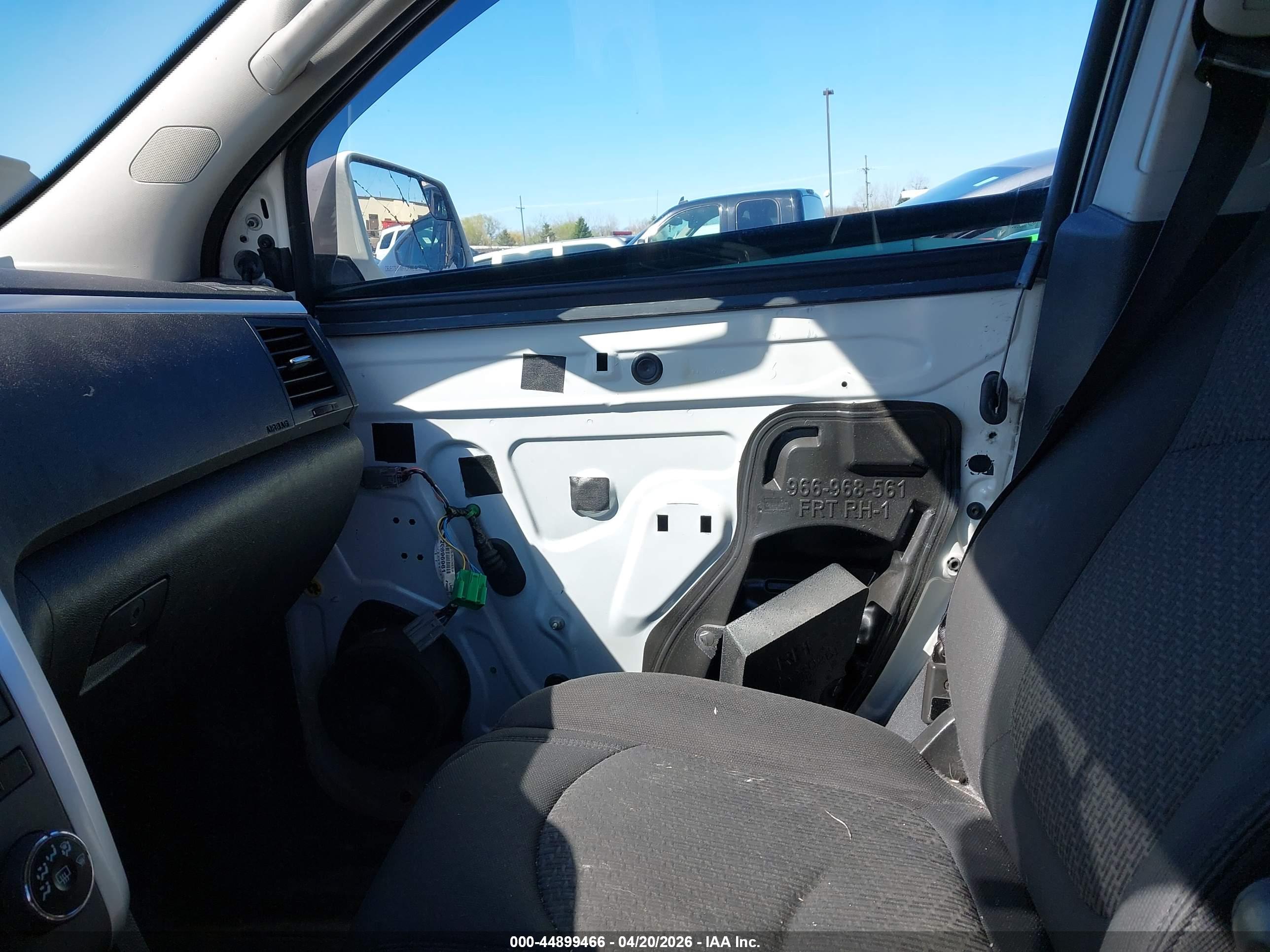 CHEVROLET TRAVERSE image 5