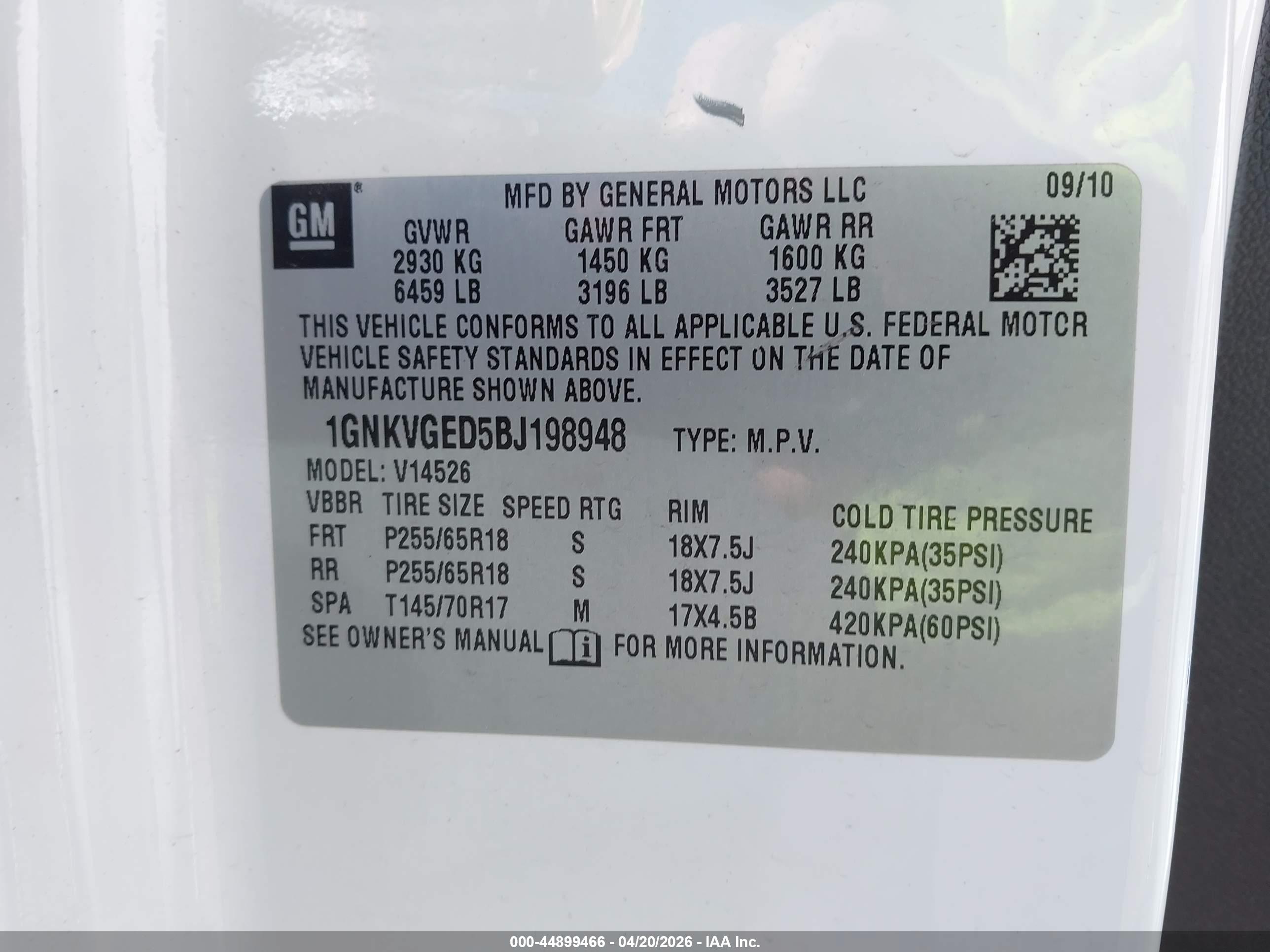 CHEVROLET TRAVERSE image 9