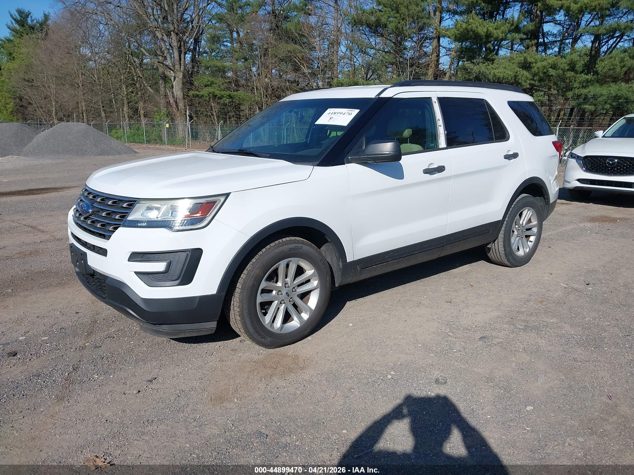 FORD EXPLORER image 2