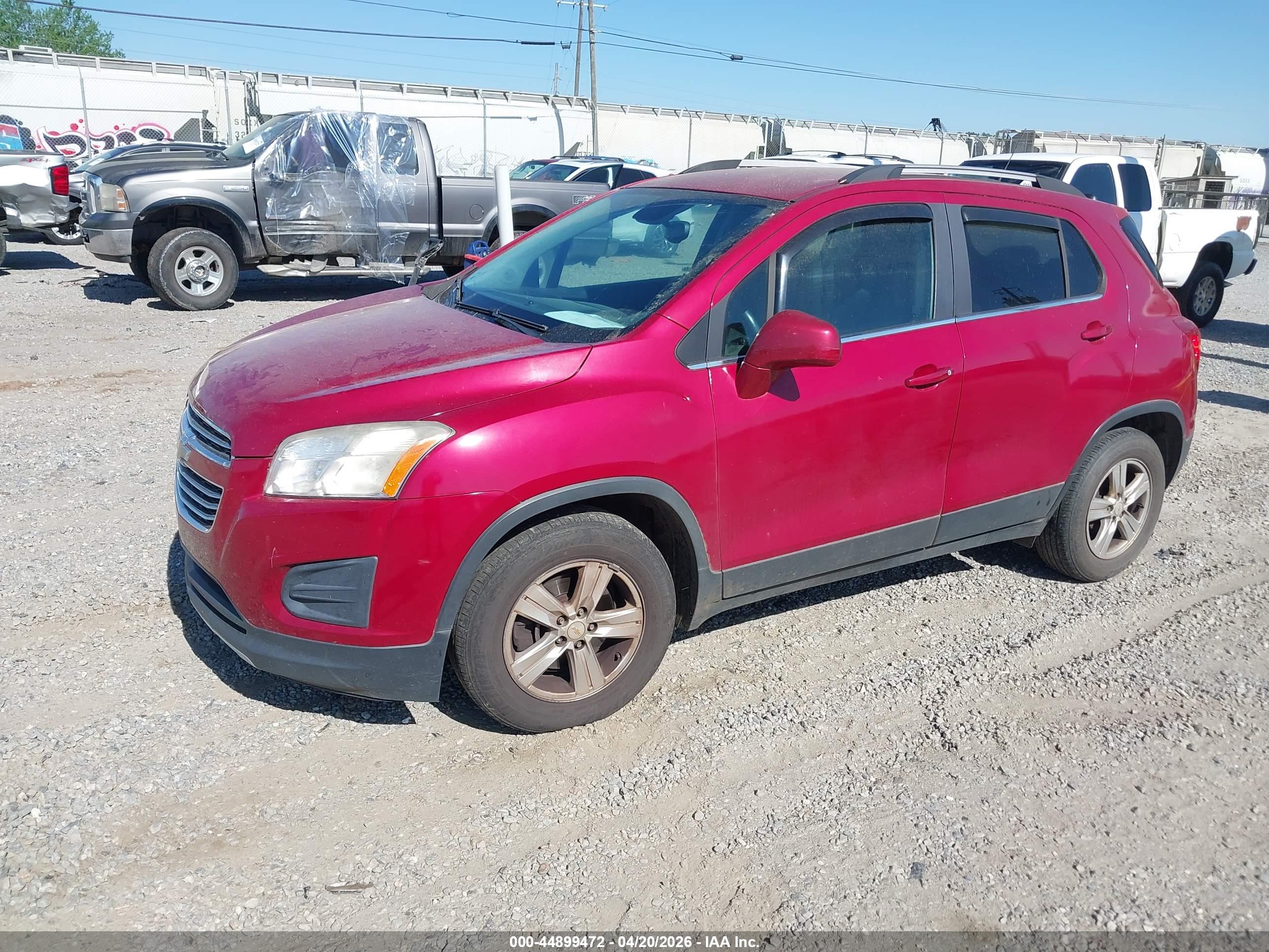 CHEVROLET TRAX image 2