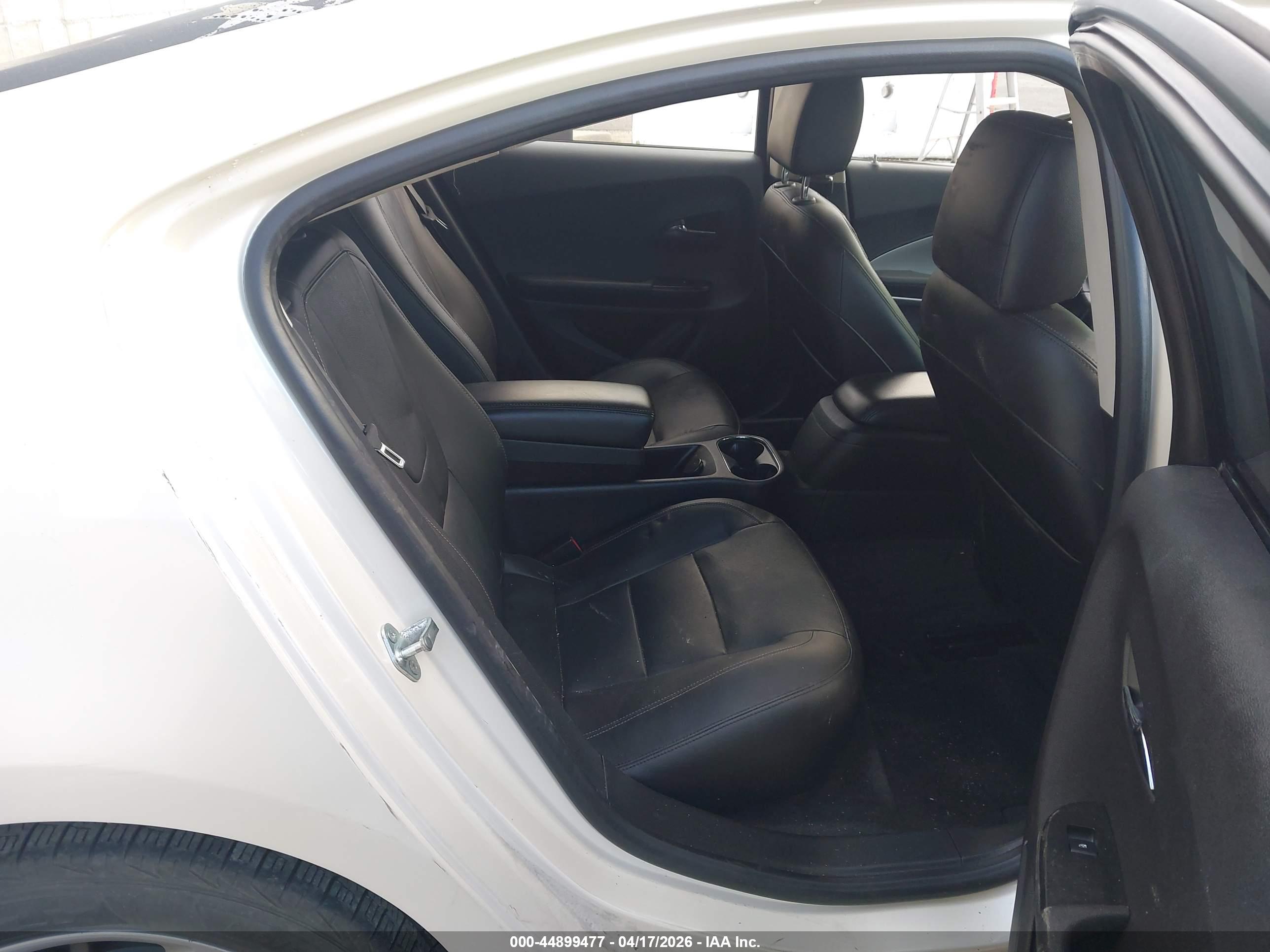 CHEVROLET VOLT image 8