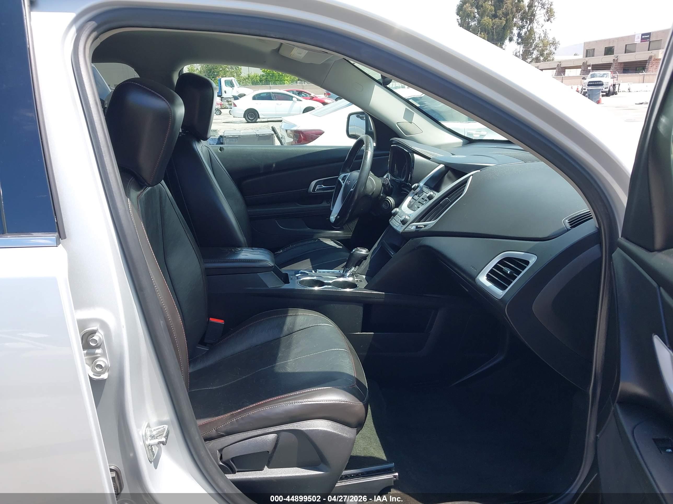 GMC TERRAIN image 5