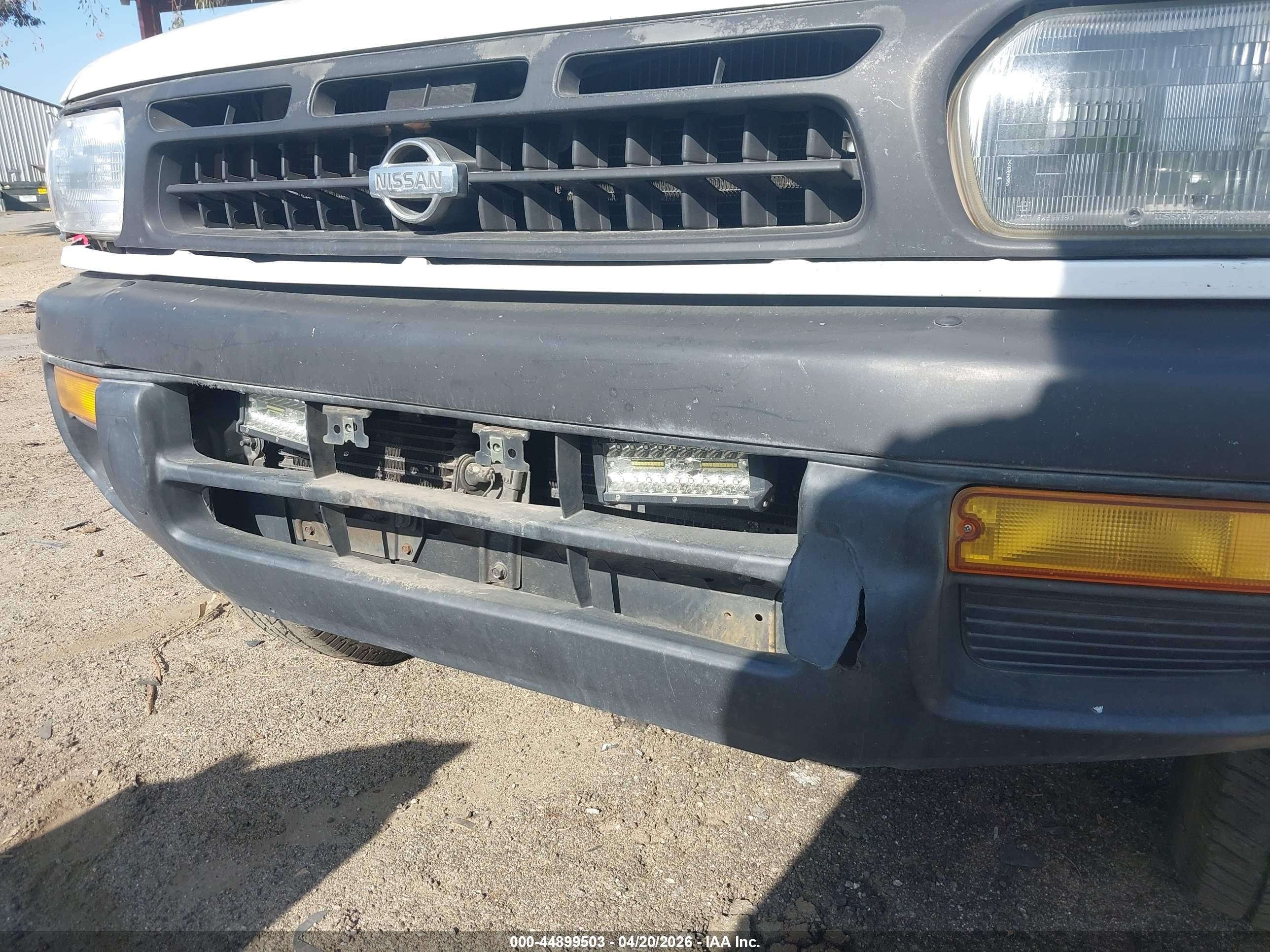 NISSAN PATHFINDER image 6