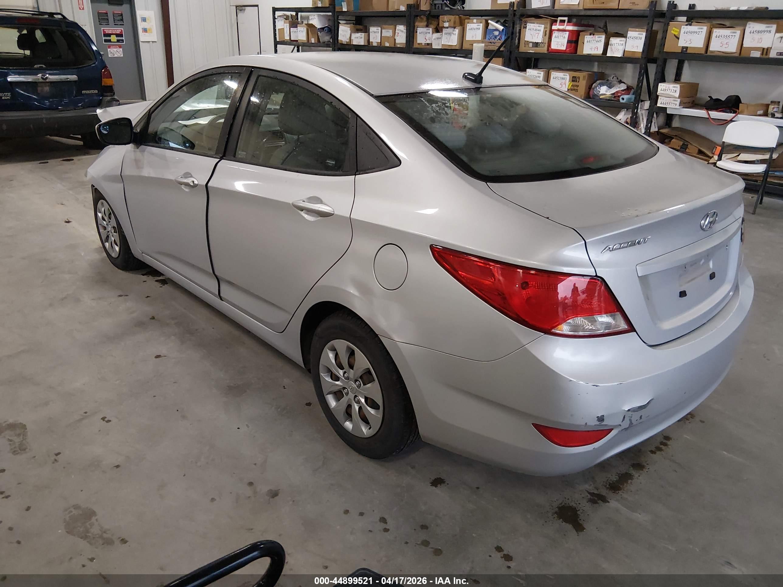 HYUNDAI ACCENT image 3