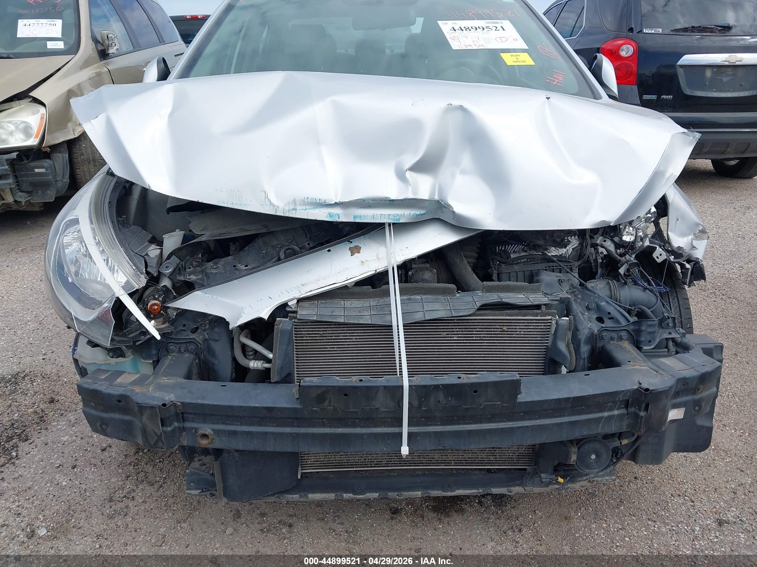 HYUNDAI ACCENT image 6