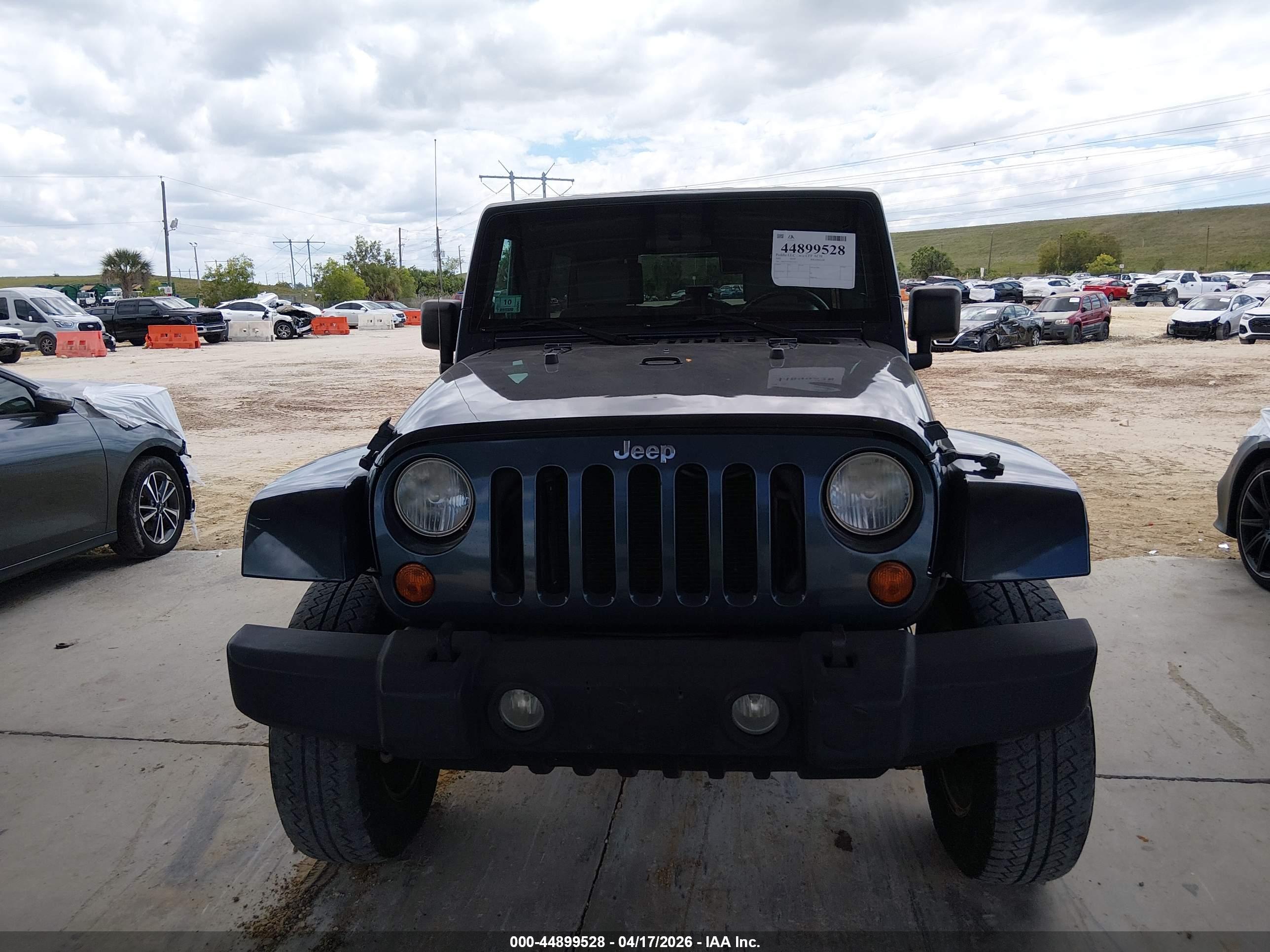 JEEP WRANGLER image 6