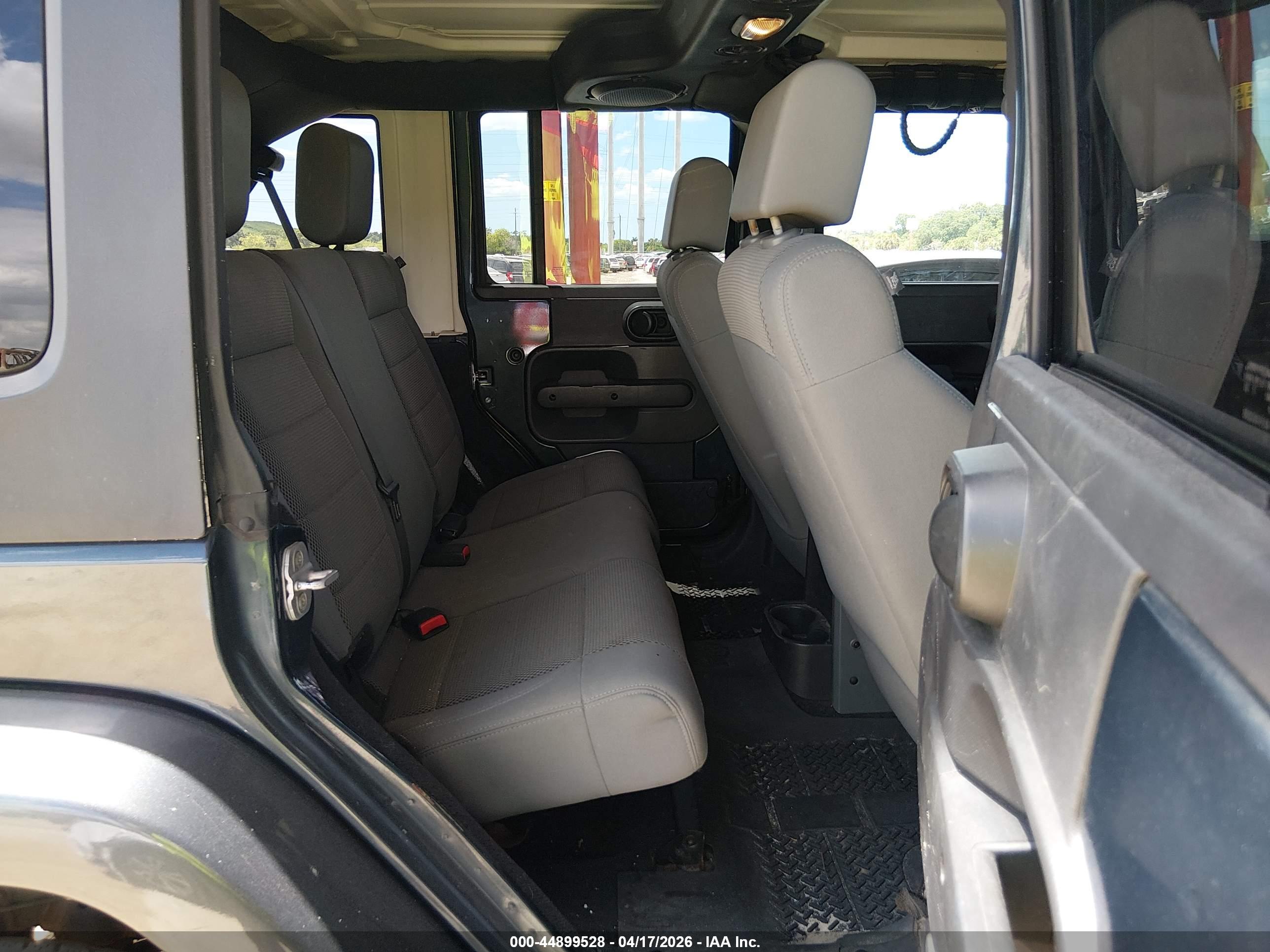 JEEP WRANGLER image 8