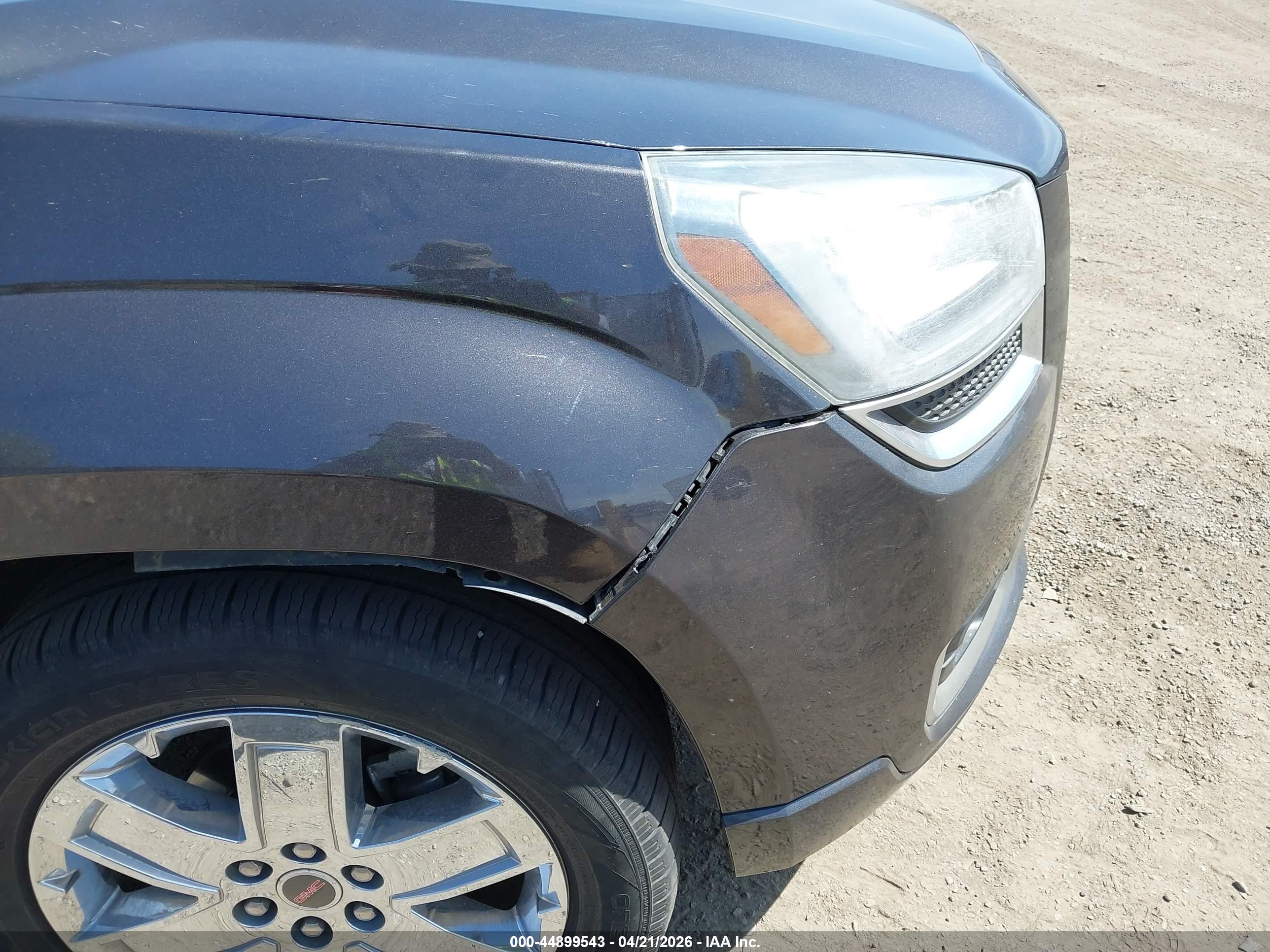 GMC ACADIA image 6