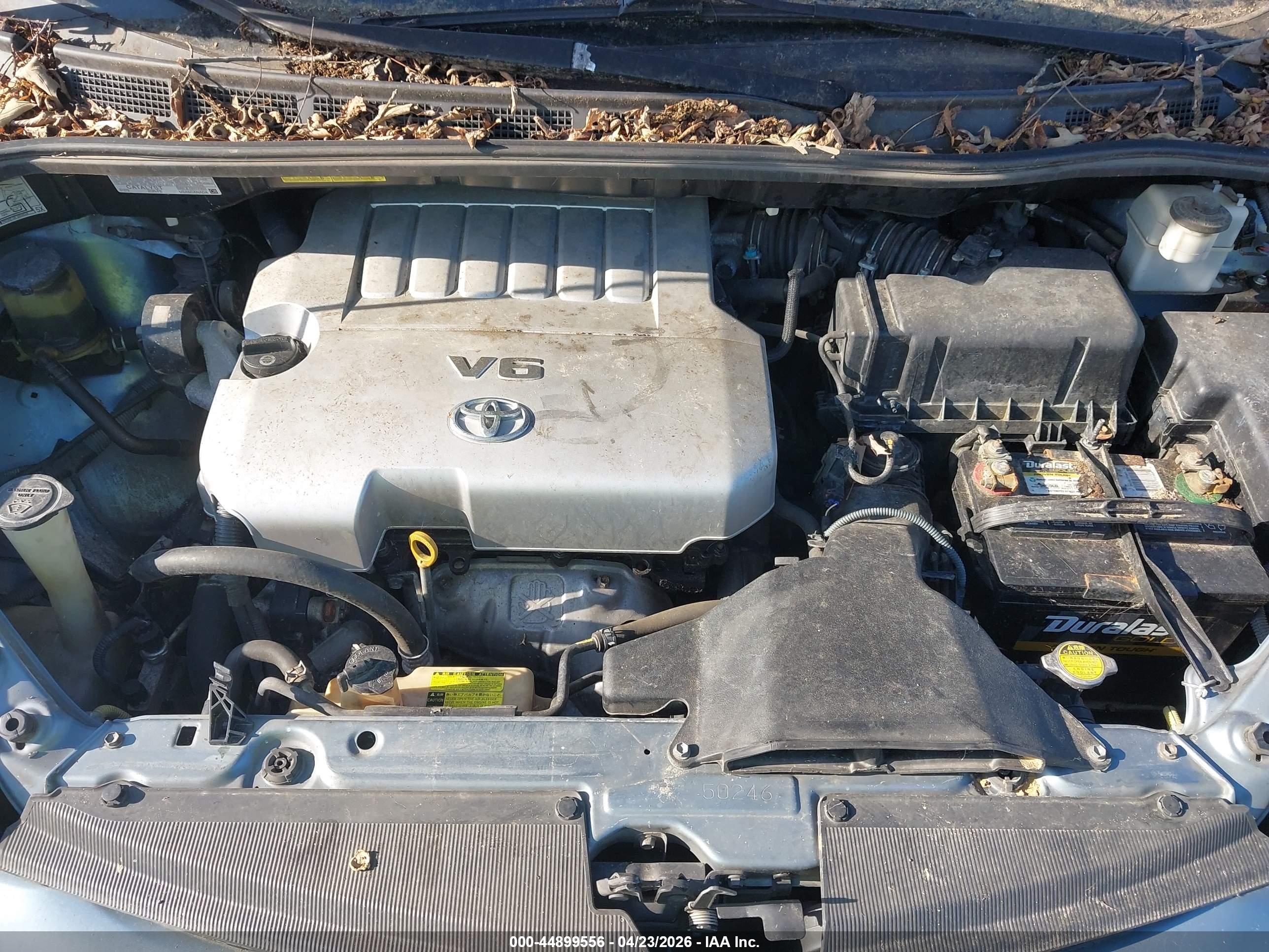 TOYOTA SIENNA image 10