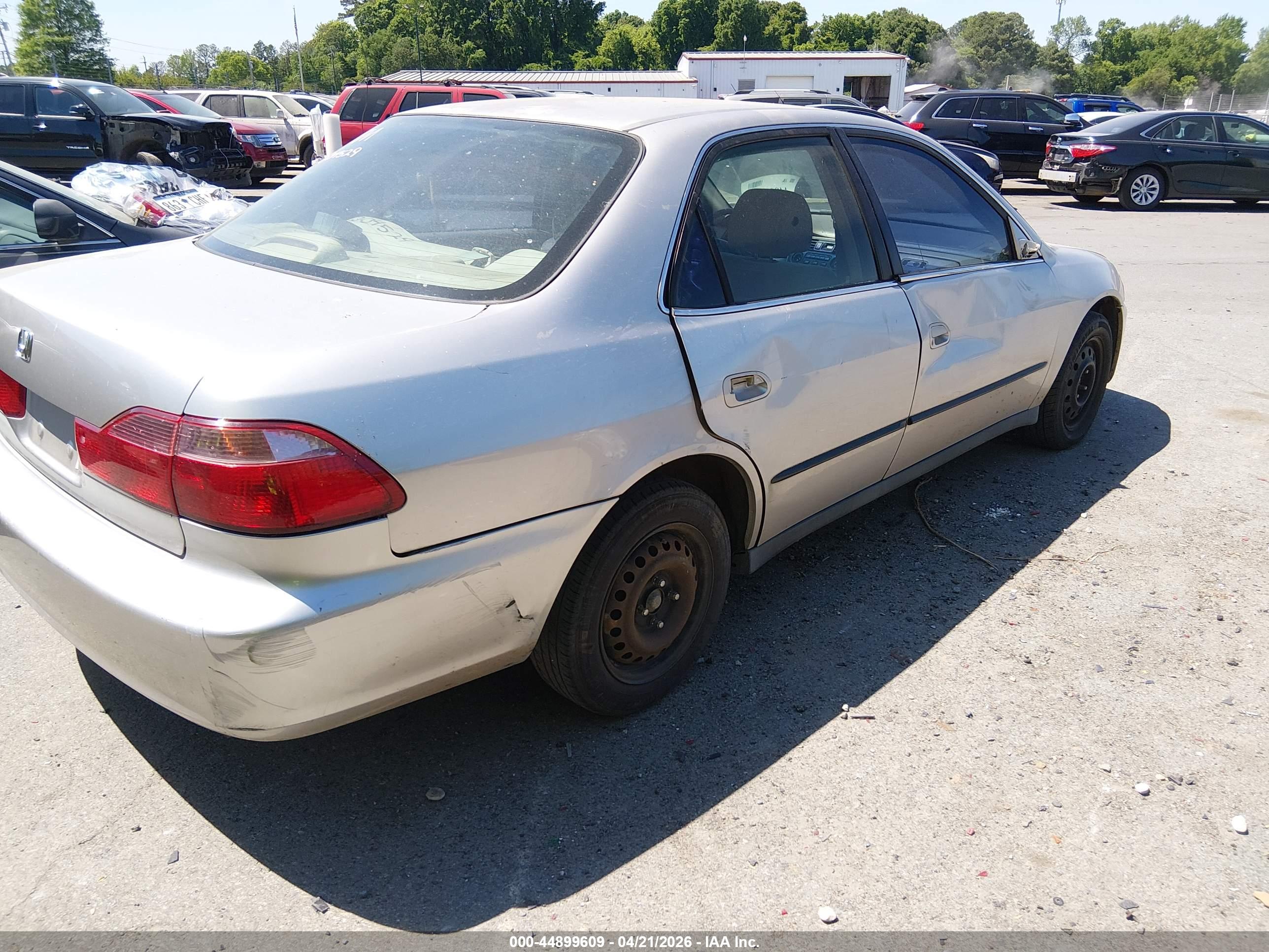 HONDA ACCORD image 4