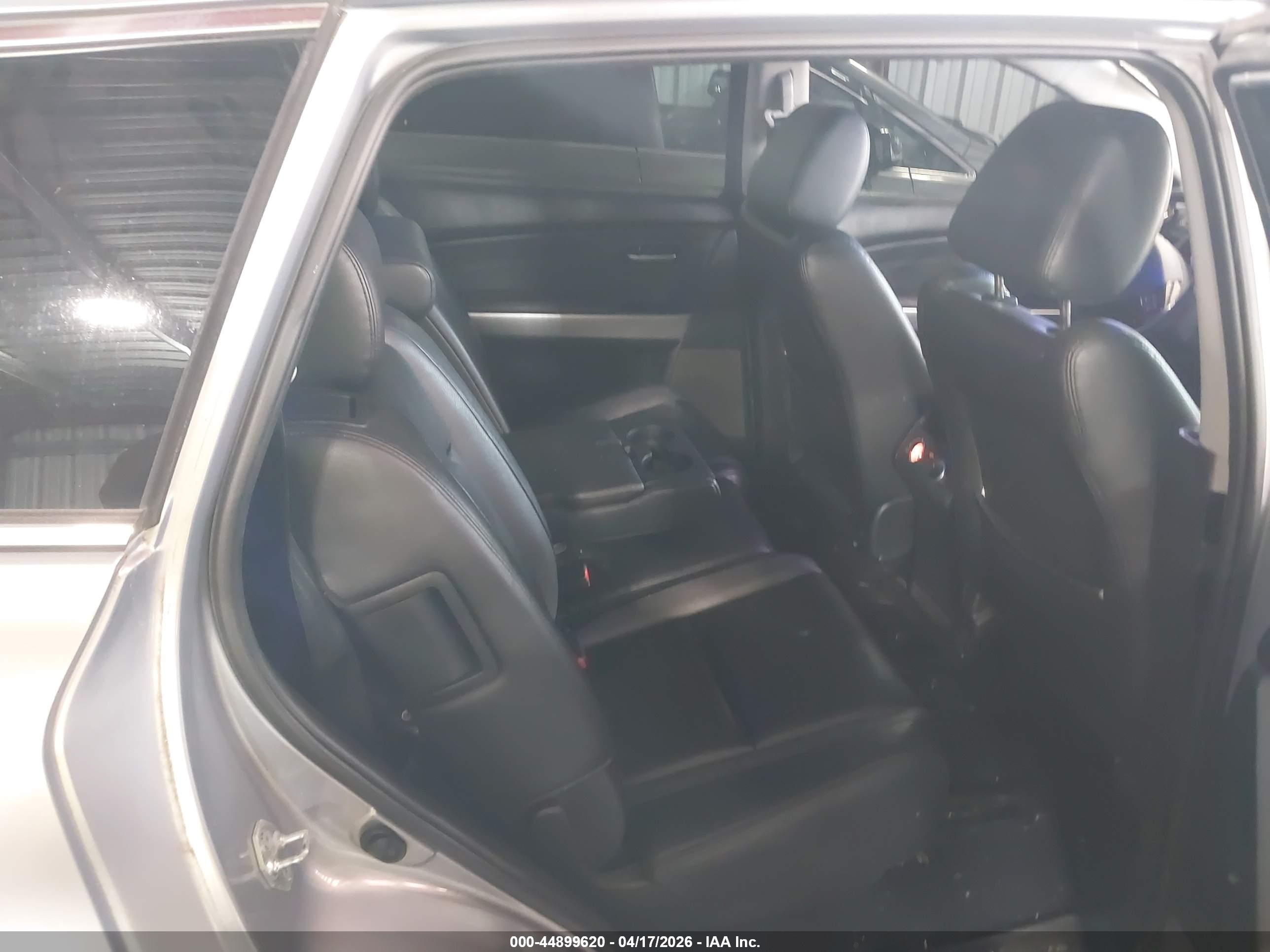 MAZDA CX-9 image 8